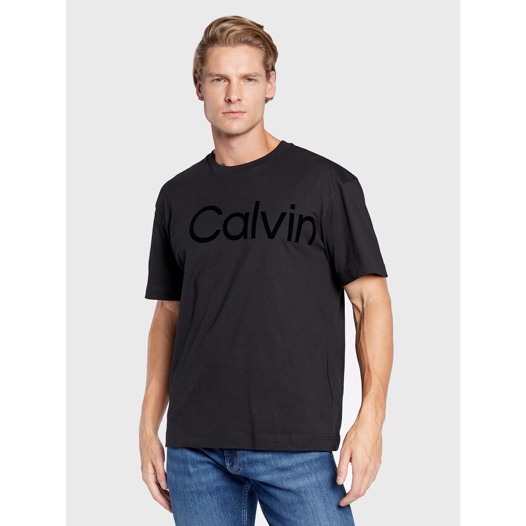 Calvin Klein Тишърт K10K110609 Черен Comfort Fit - Pepit.bg