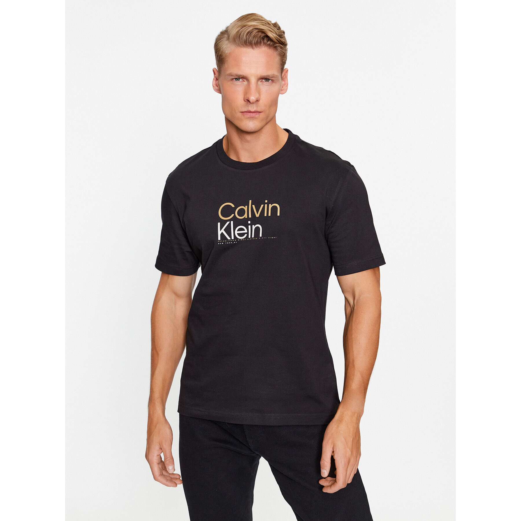 Calvin Klein Тишърт K10K111841 Черен Regular Fit - Pepit.bg