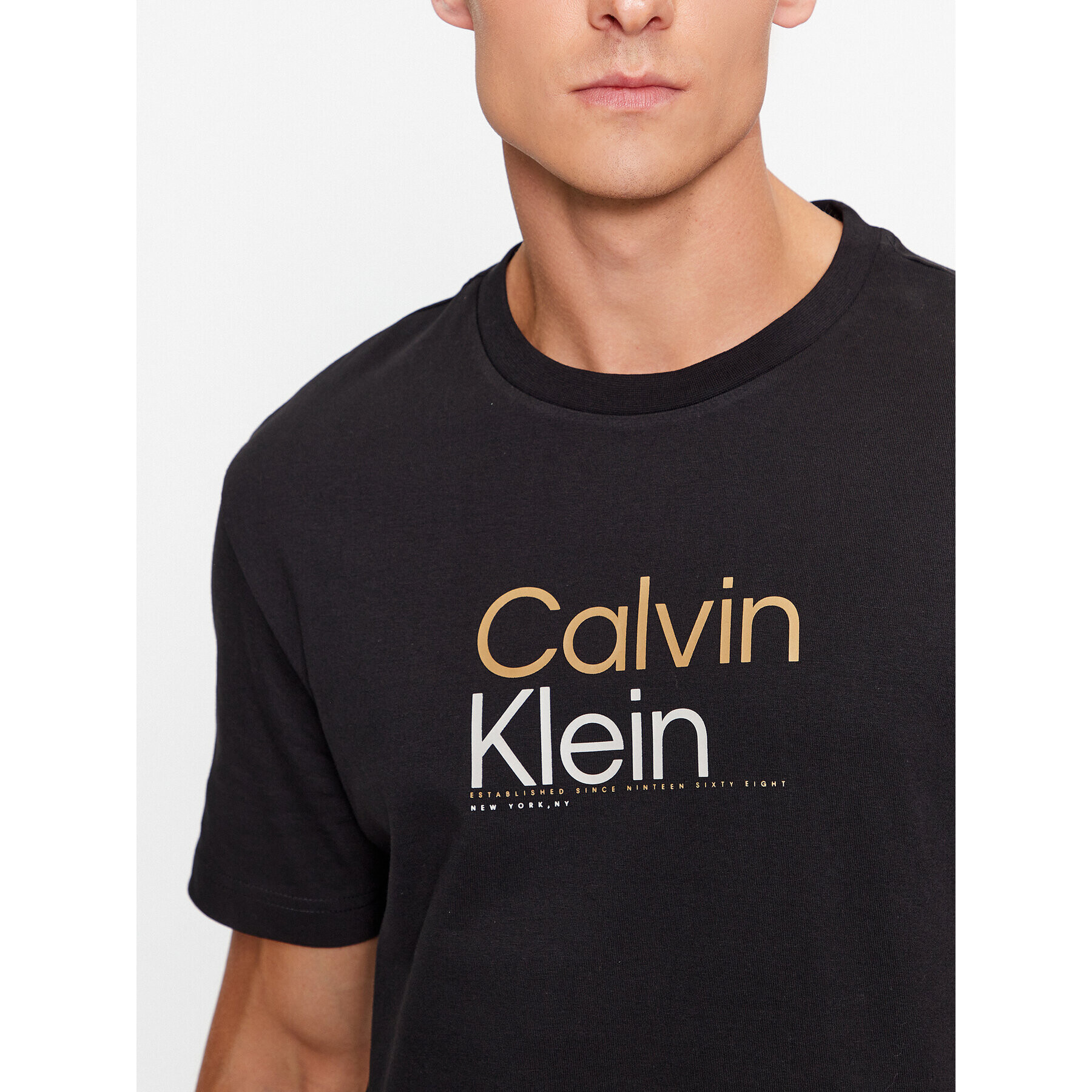 Calvin Klein Тишърт K10K111841 Черен Regular Fit - Pepit.bg