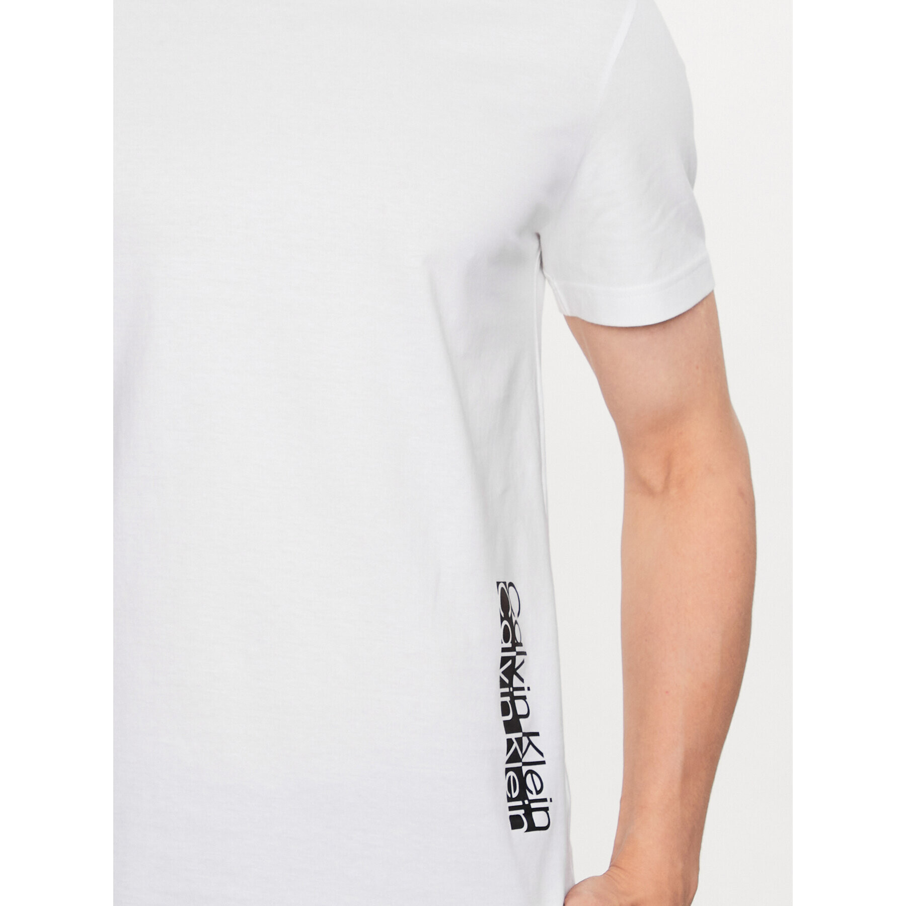 Calvin Klein Тишърт K10K112205 Бял Regular Fit - Pepit.bg
