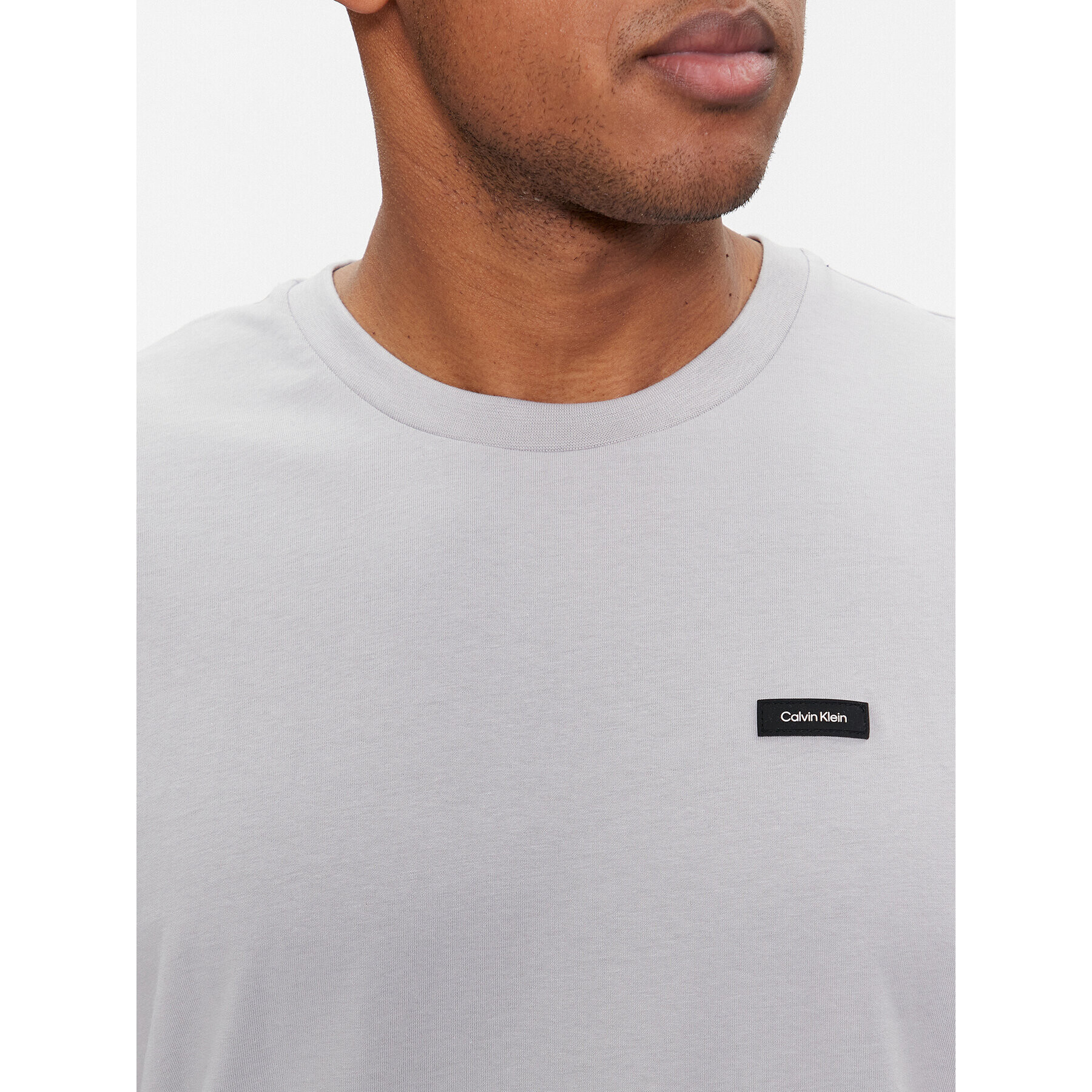 Calvin Klein Тишърт K10K112749 Сив Comfort Fit - Pepit.bg