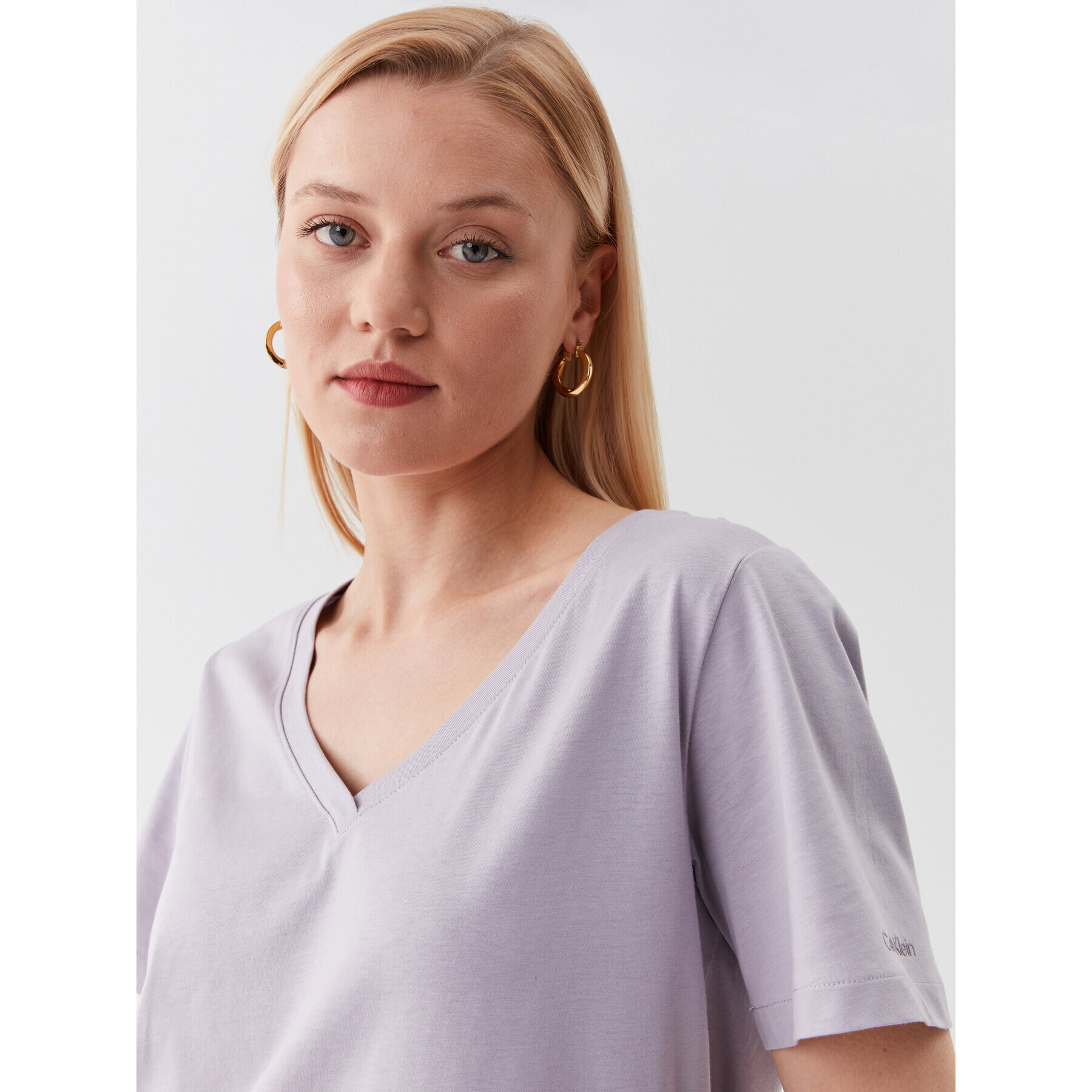 Calvin Klein Тишърт K20K205338 Виолетов Relaxed Fit - Pepit.bg