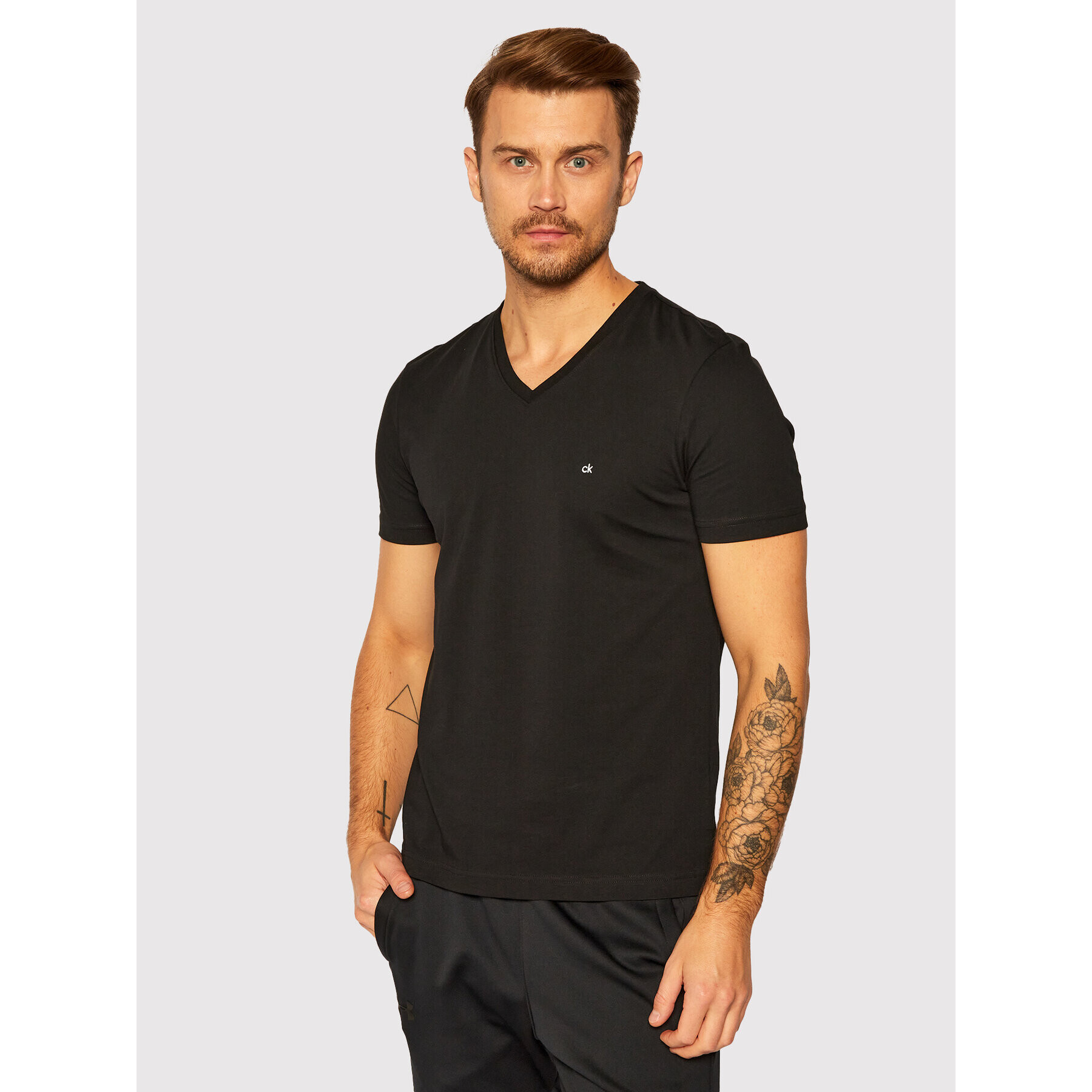 Calvin Klein Тишърт Logo Embroidery K10K103672 Черен Regular Fit - Pepit.bg