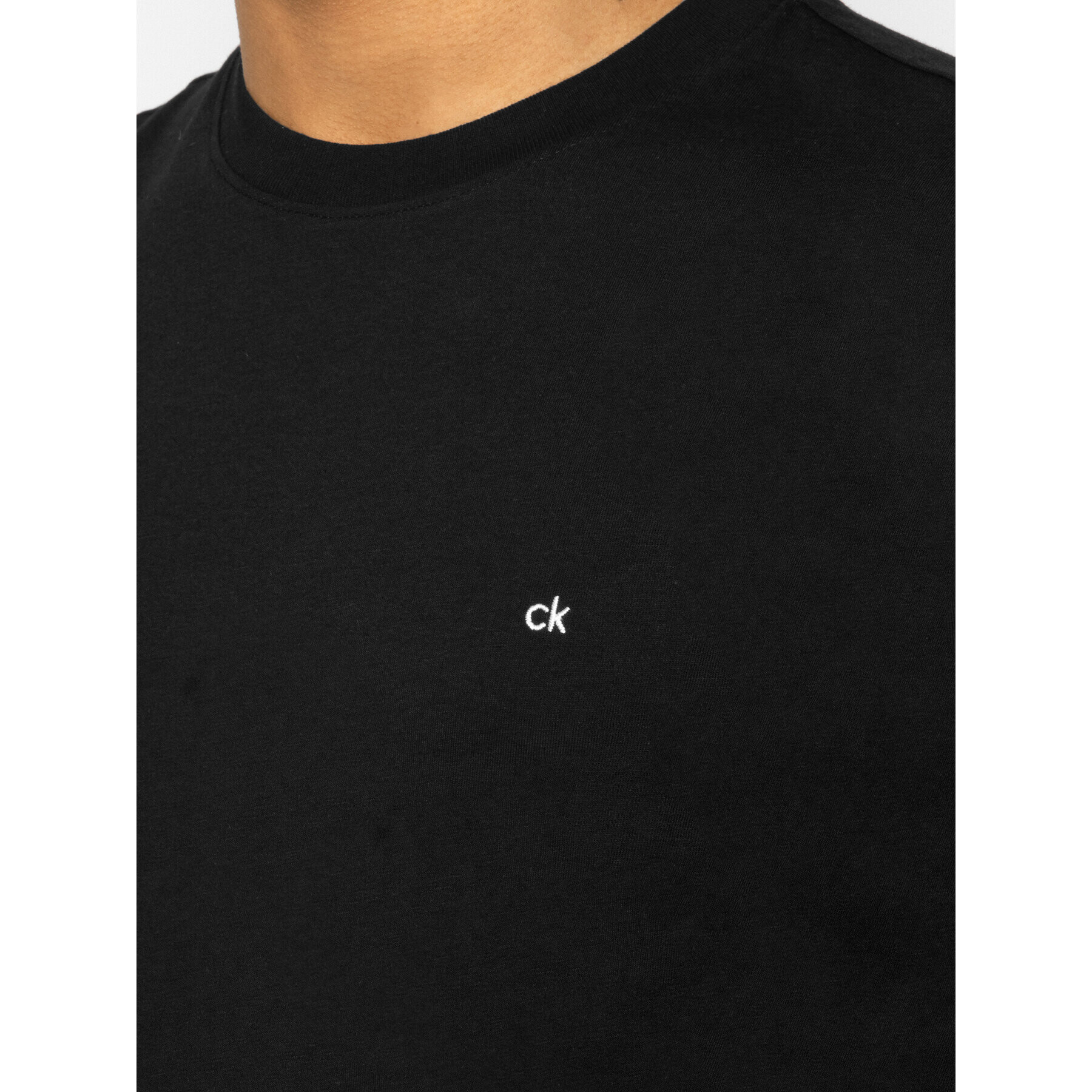 Calvin Klein Тишърт Logo Embroidery K10K104061 Черен Regular Fit - Pepit.bg