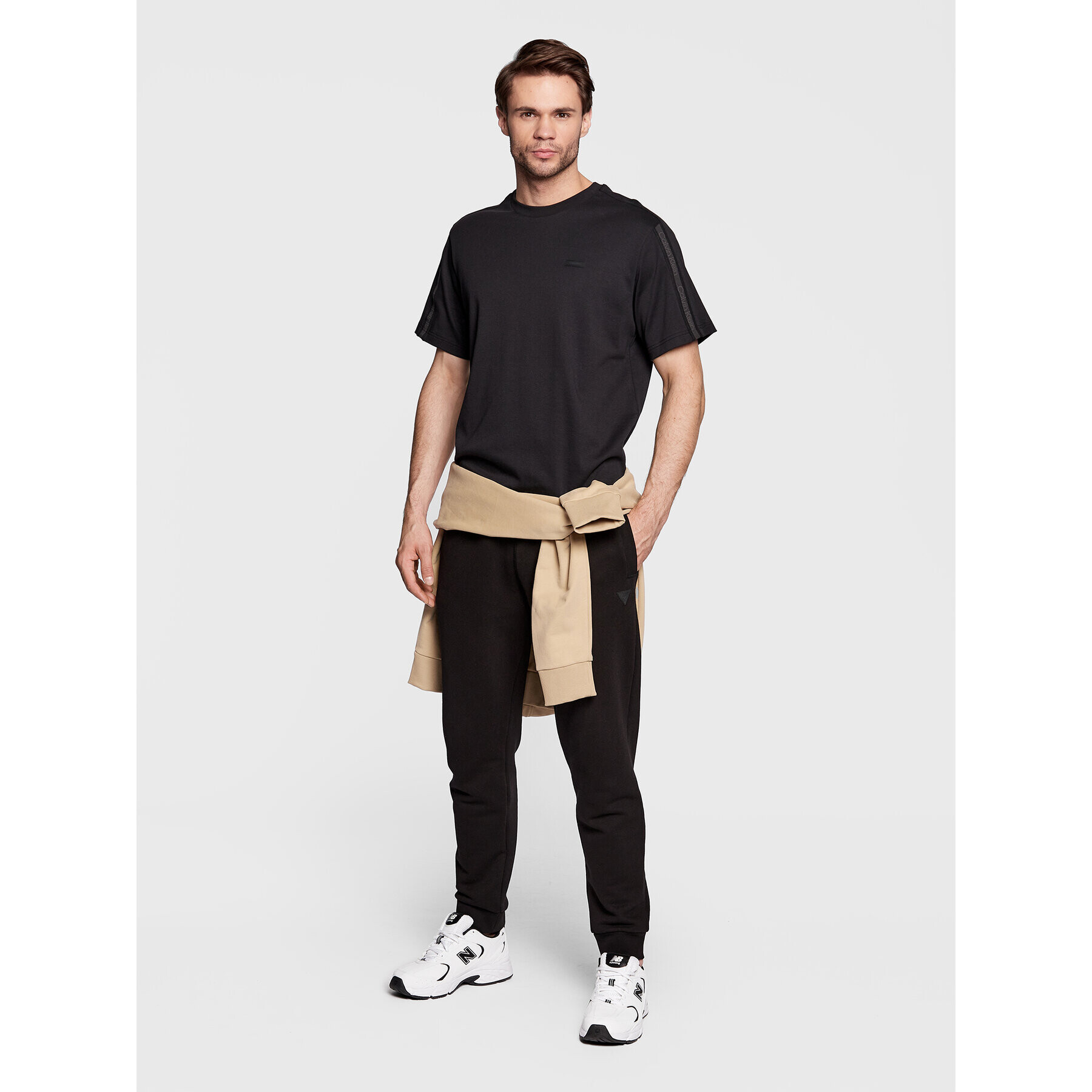 Calvin Klein Тишърт Logo Tape K10K110814 Черен Regular Fit - Pepit.bg