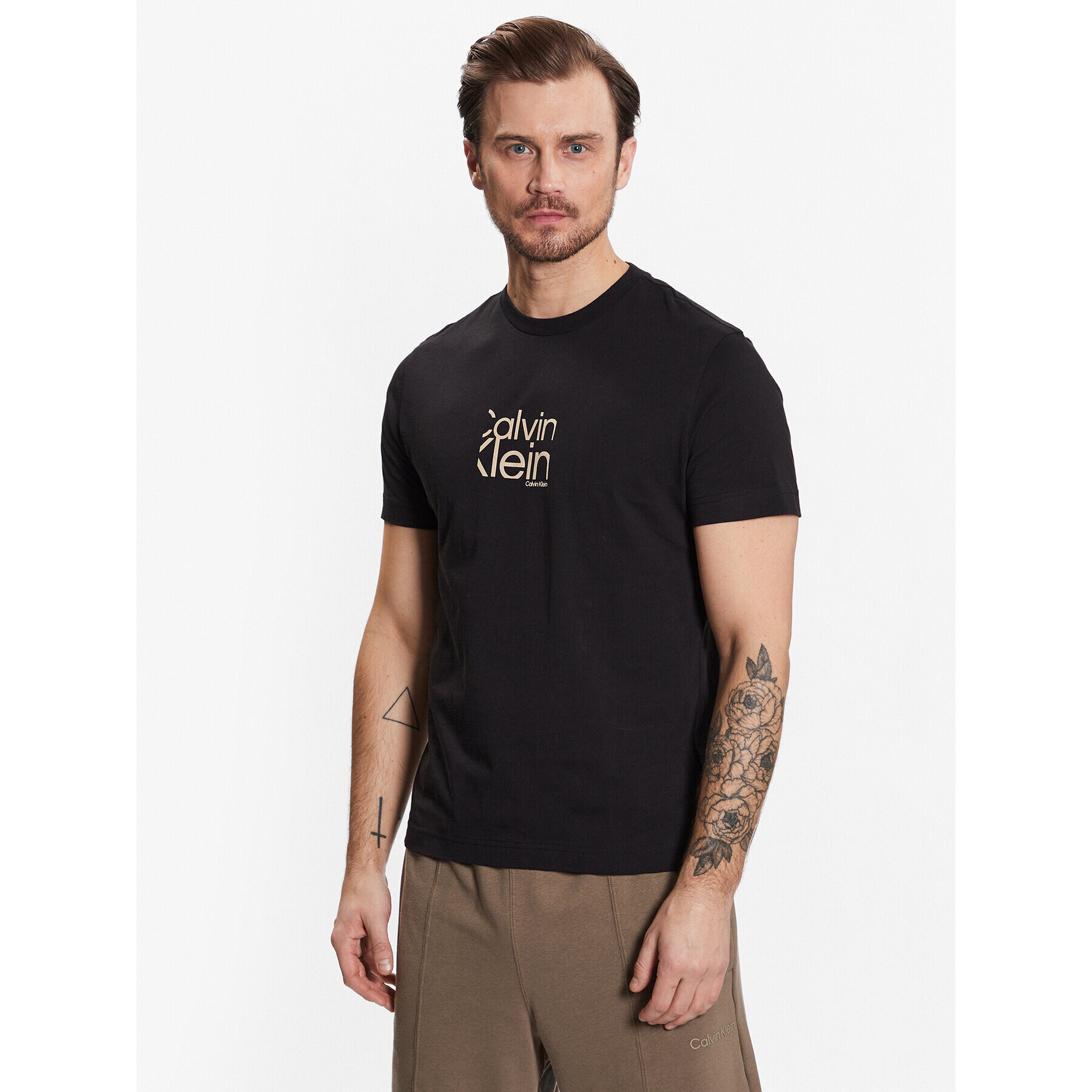 Calvin Klein Тишърт Mattie Front Logo T-Shirt K10K111122 Черен Regular Fit - Pepit.bg