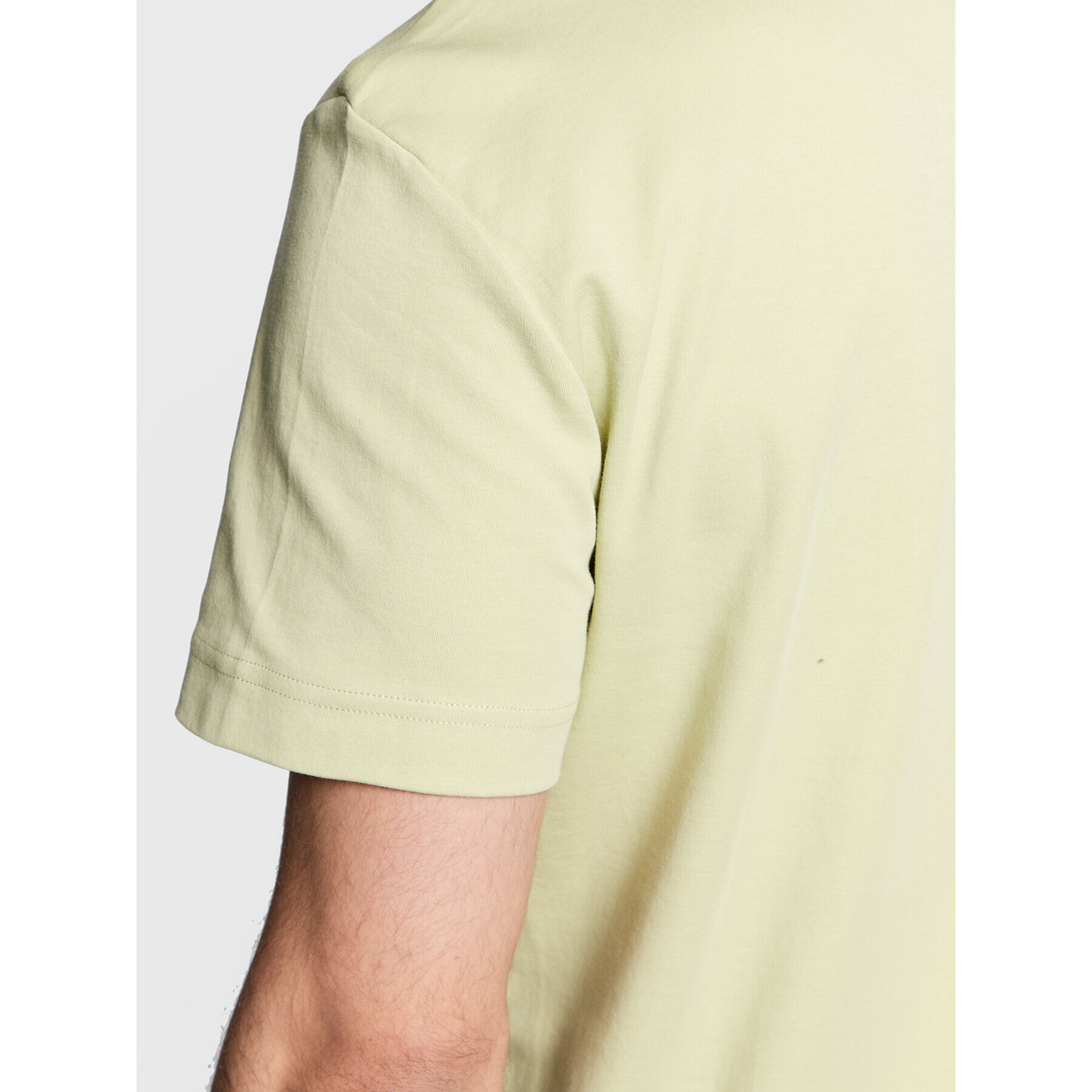 Calvin Klein Тишърт Micro Logo Interlock K10K109894 Зелен Regular Fit - Pepit.bg