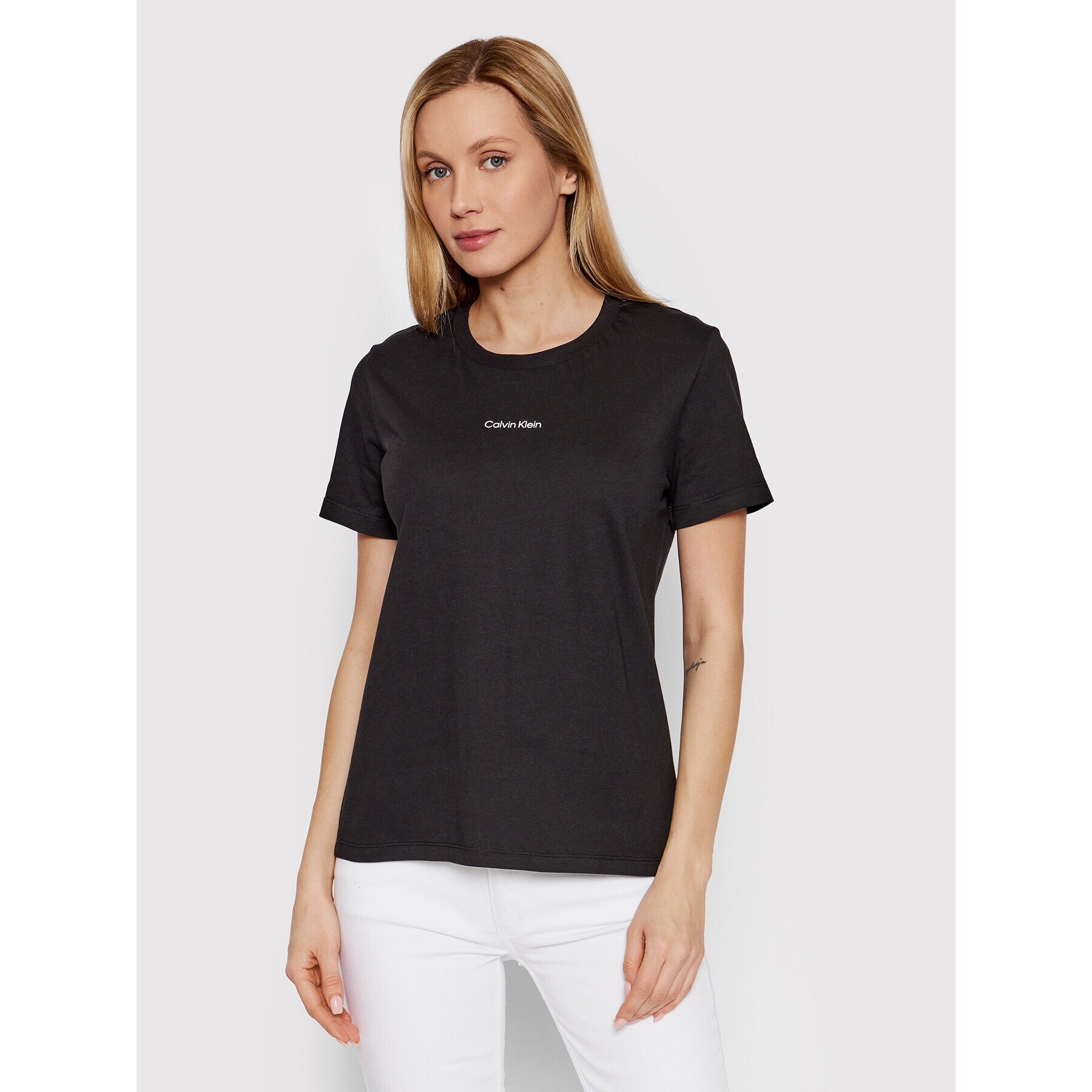 Calvin Klein Тишърт Micro Logo K20K203677 Черен Regular Fit - Pepit.bg