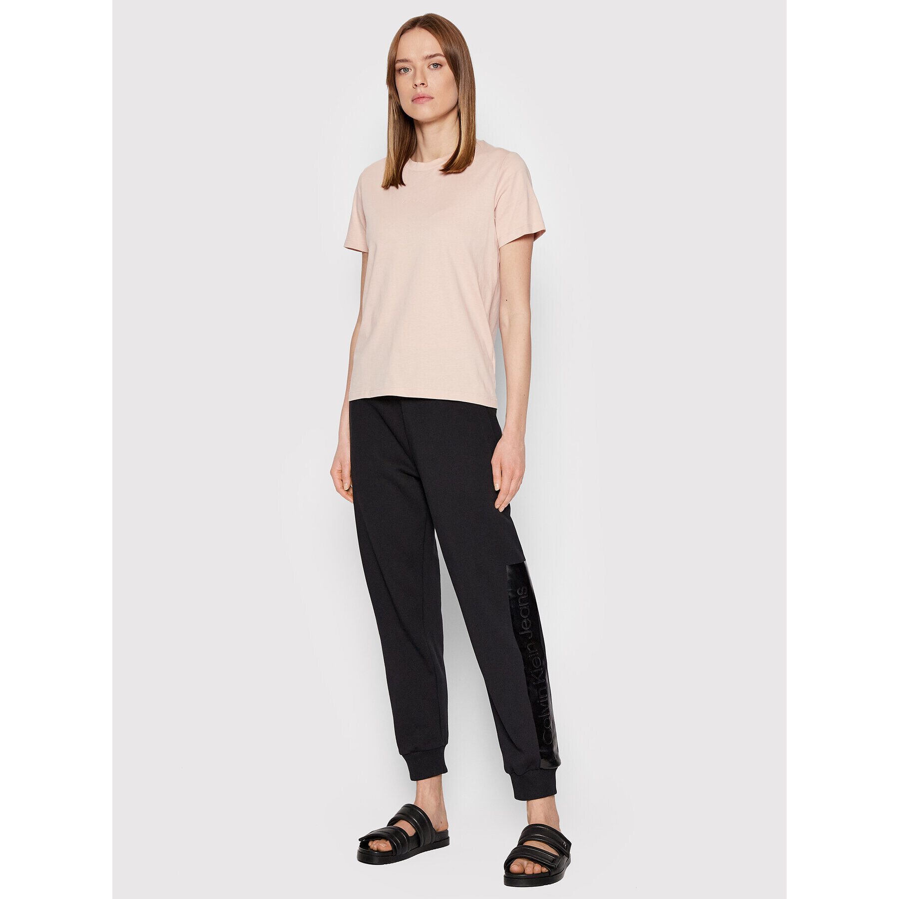 Calvin Klein Тишърт Micro Logo K20K203677 Розов Regular Fit - Pepit.bg