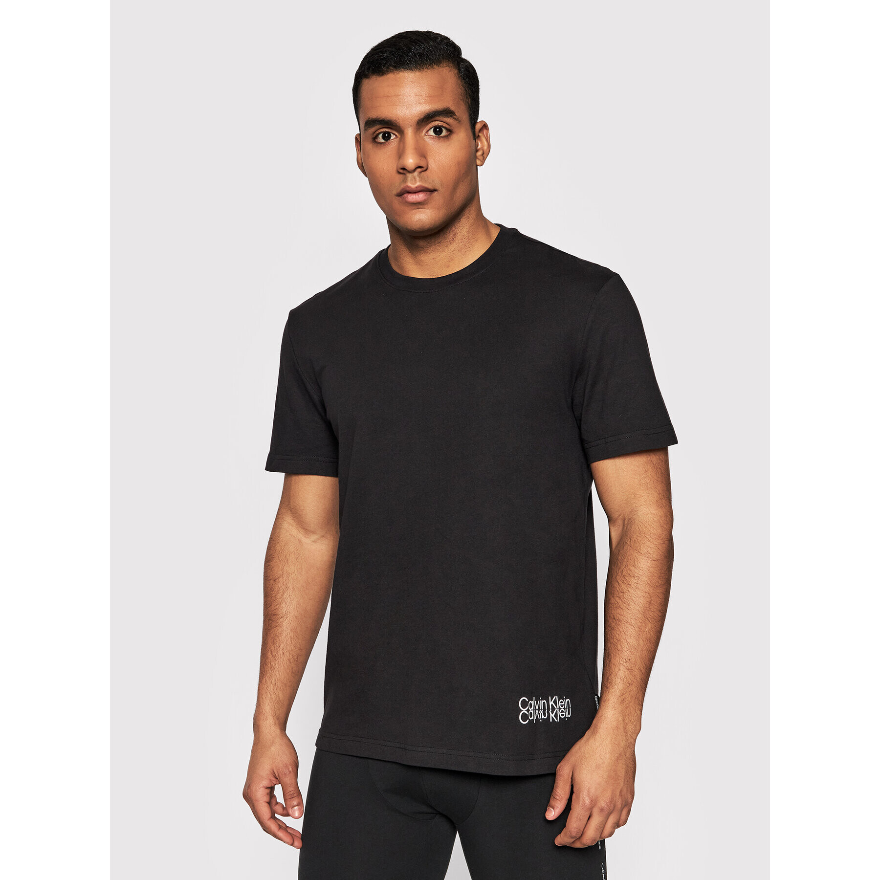 Calvin Klein Тишърт Mirrored Logo K10K108853 Черен Regular Fit - Pepit.bg