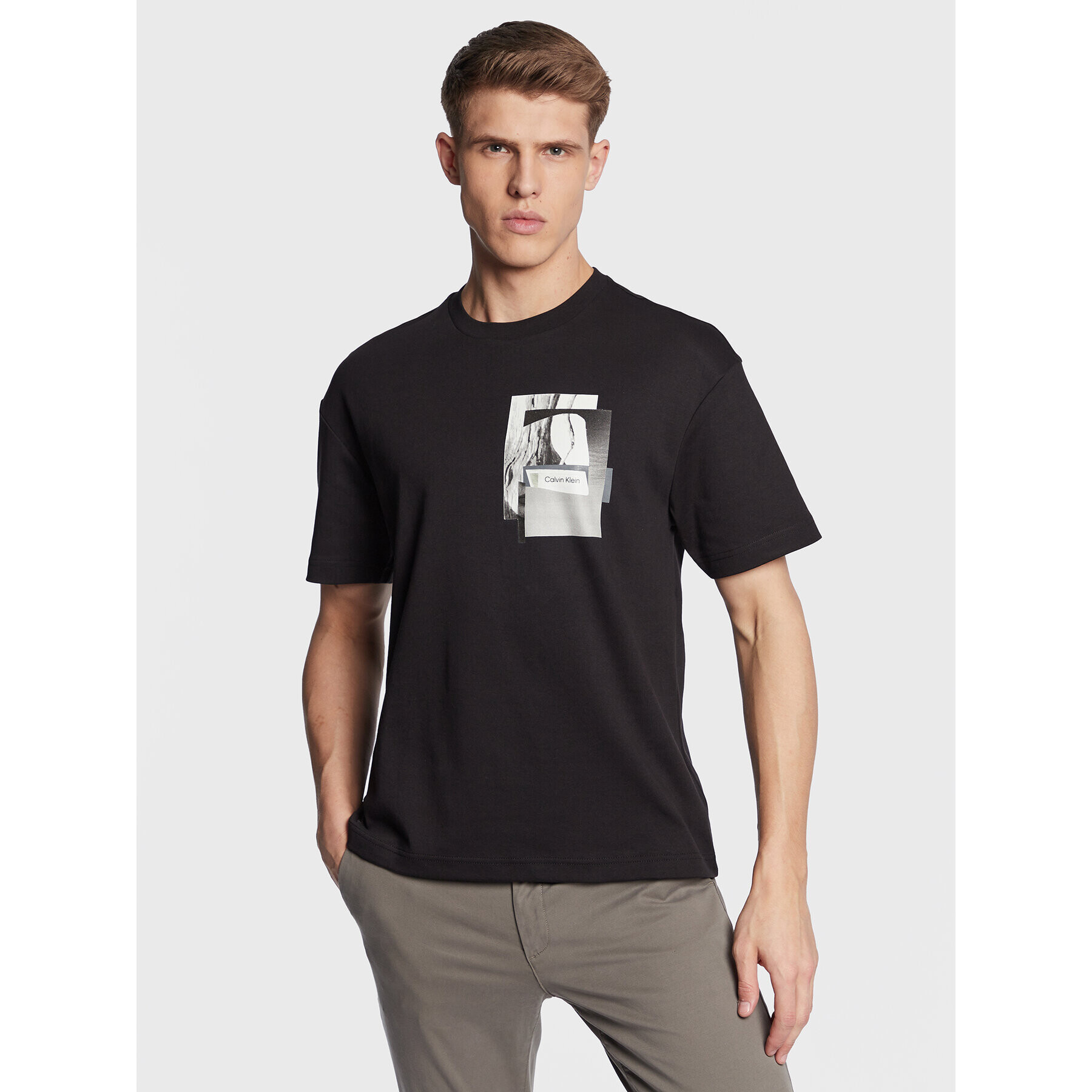 Calvin Klein Тишърт Modern Graphic K10K110792 Черен Regular Fit - Pepit.bg