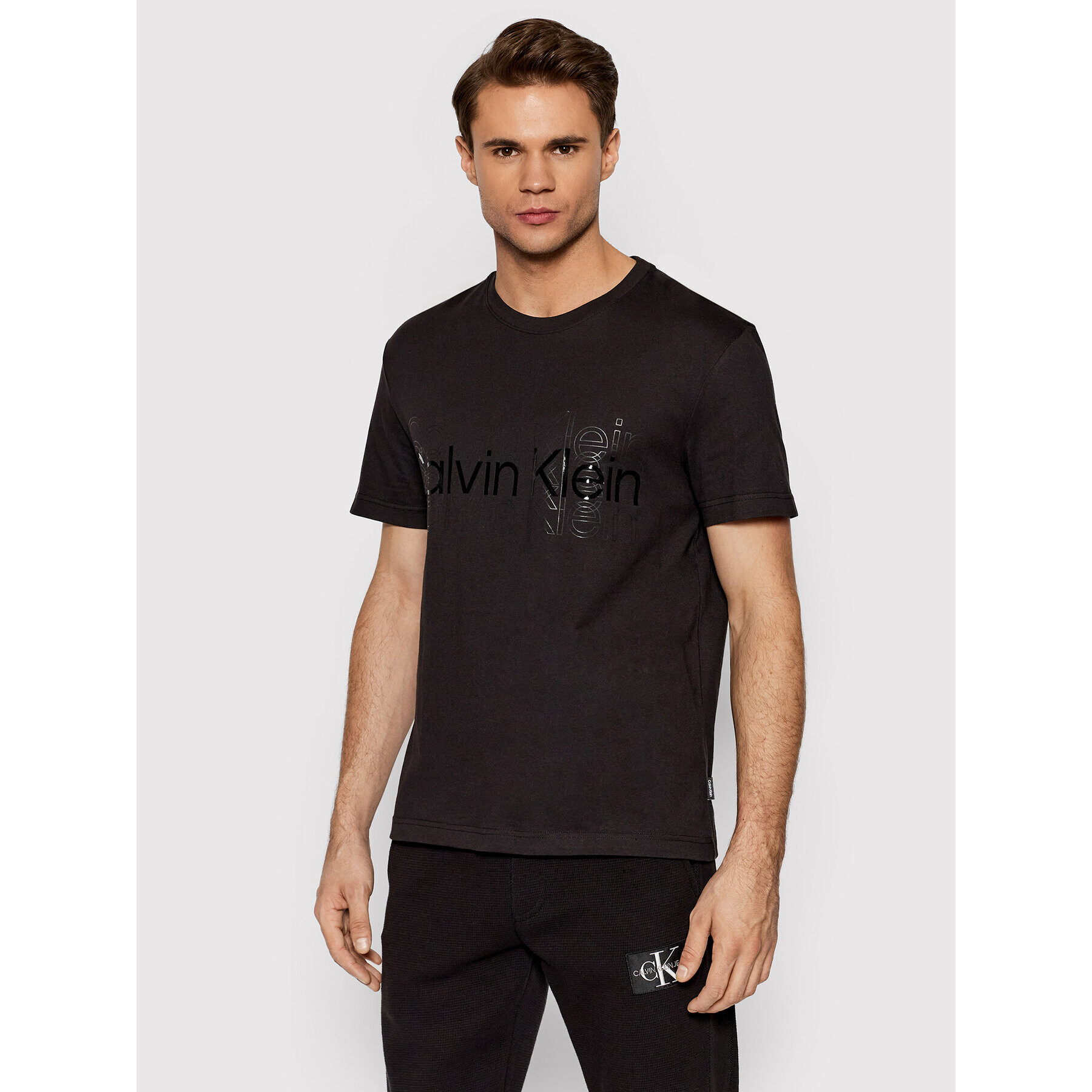 Calvin Klein Тишърт Multi Logo K10K107606 Черен Regular Fit - Pepit.bg