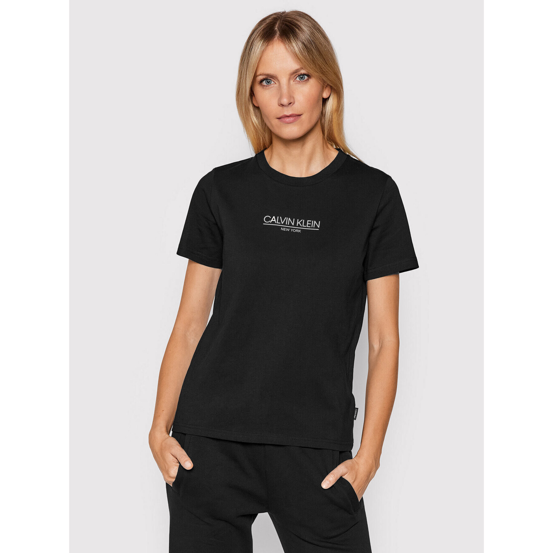 Calvin Klein Тишърт New York K20K203363 Черен Regular Fit - Pepit.bg