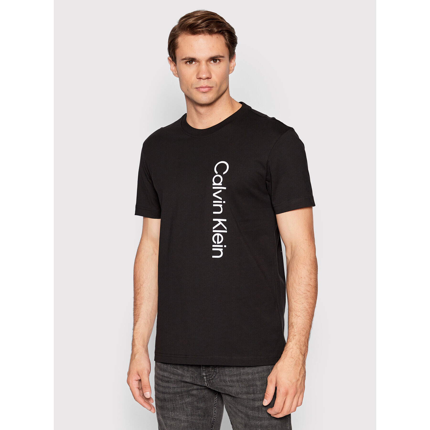 Calvin Klein Тишърт Off Placement Logo K10K109738 Черен Slim Fit - Pepit.bg