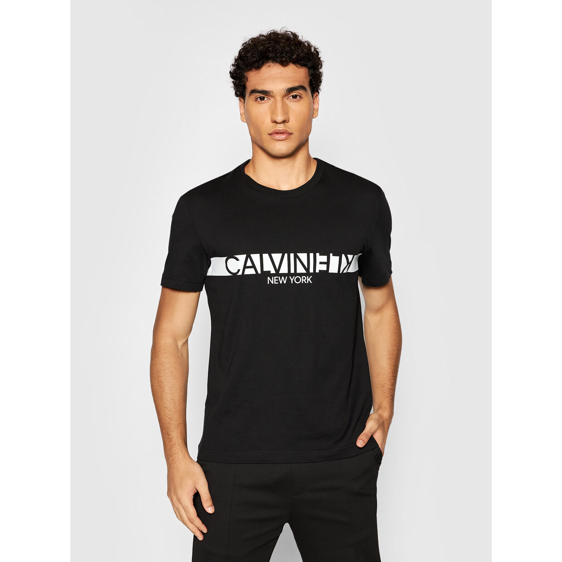 Calvin Klein Тишърт Reversed Chest Stripe K10K107124 Черен Regular Fit - Pepit.bg