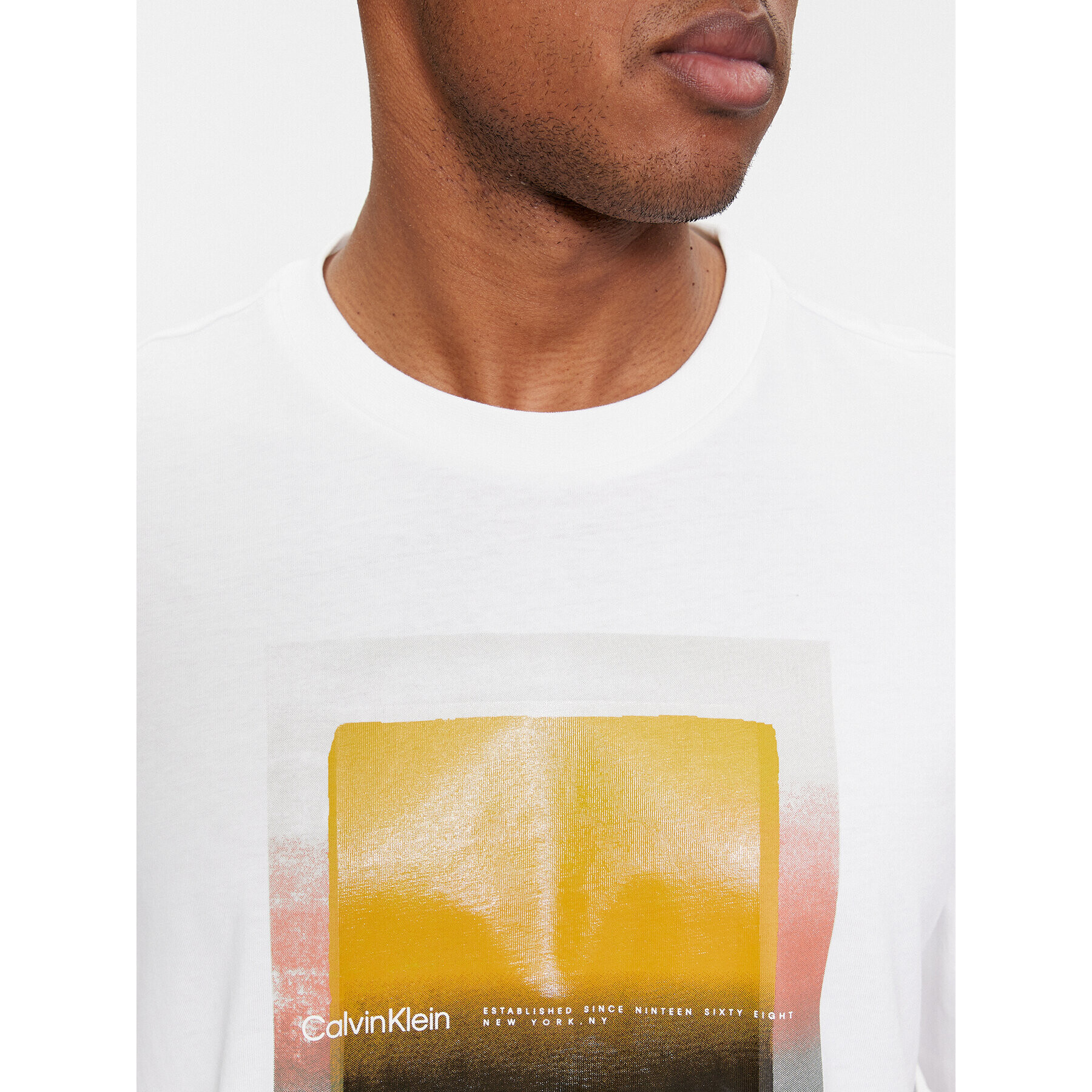 Calvin Klein Тишърт Sense Layer K10K112394 Бял Regular Fit - Pepit.bg