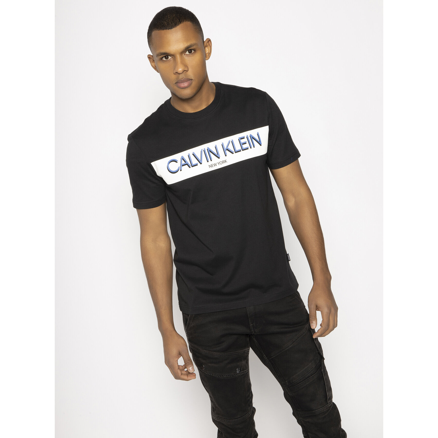 Calvin Klein Тишърт Stripe Logo K10K105165 Черен Regular Fit - Pepit.bg