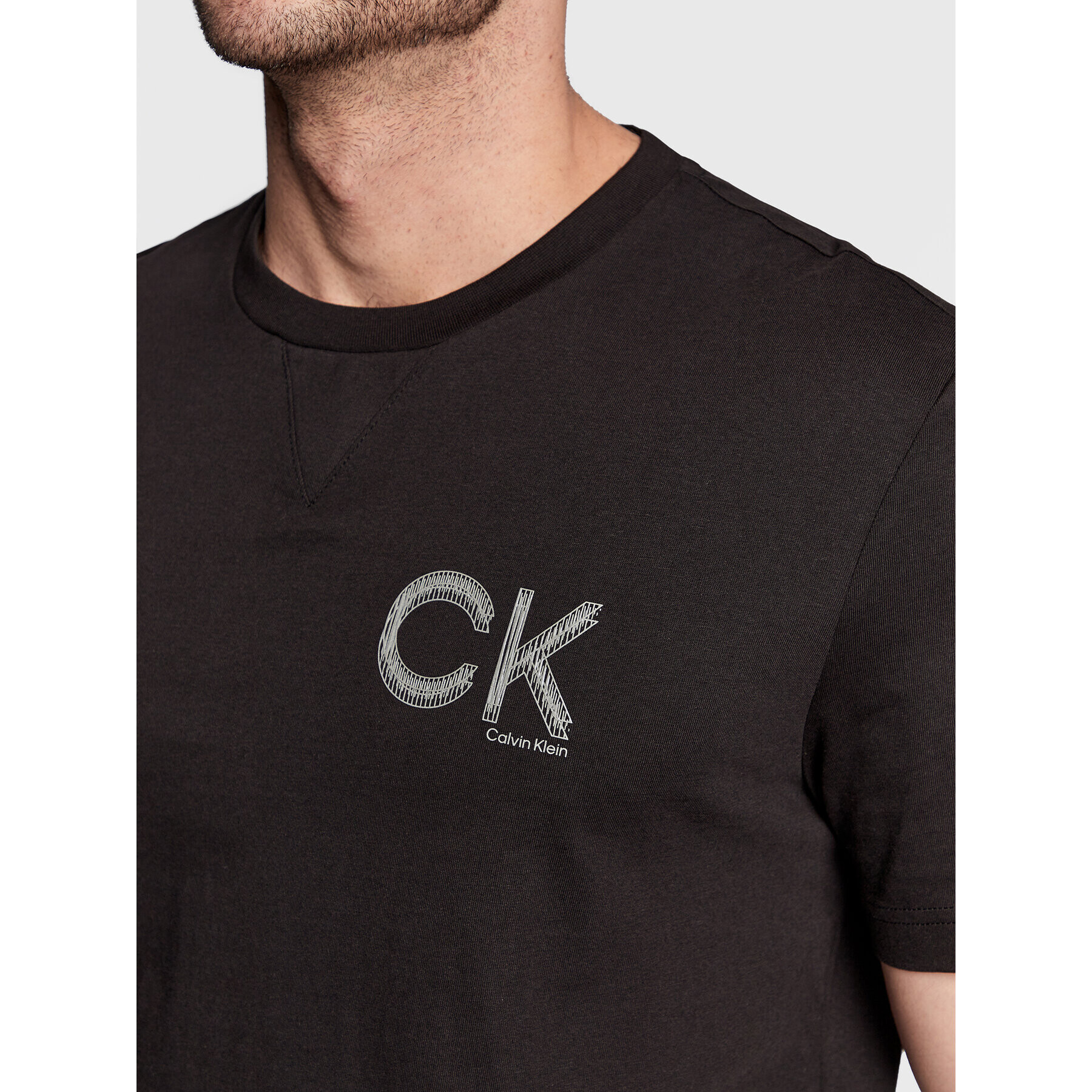 Calvin Klein Тишърт Striped Chest Logo K10K110795 Черен Slim Fit - Pepit.bg