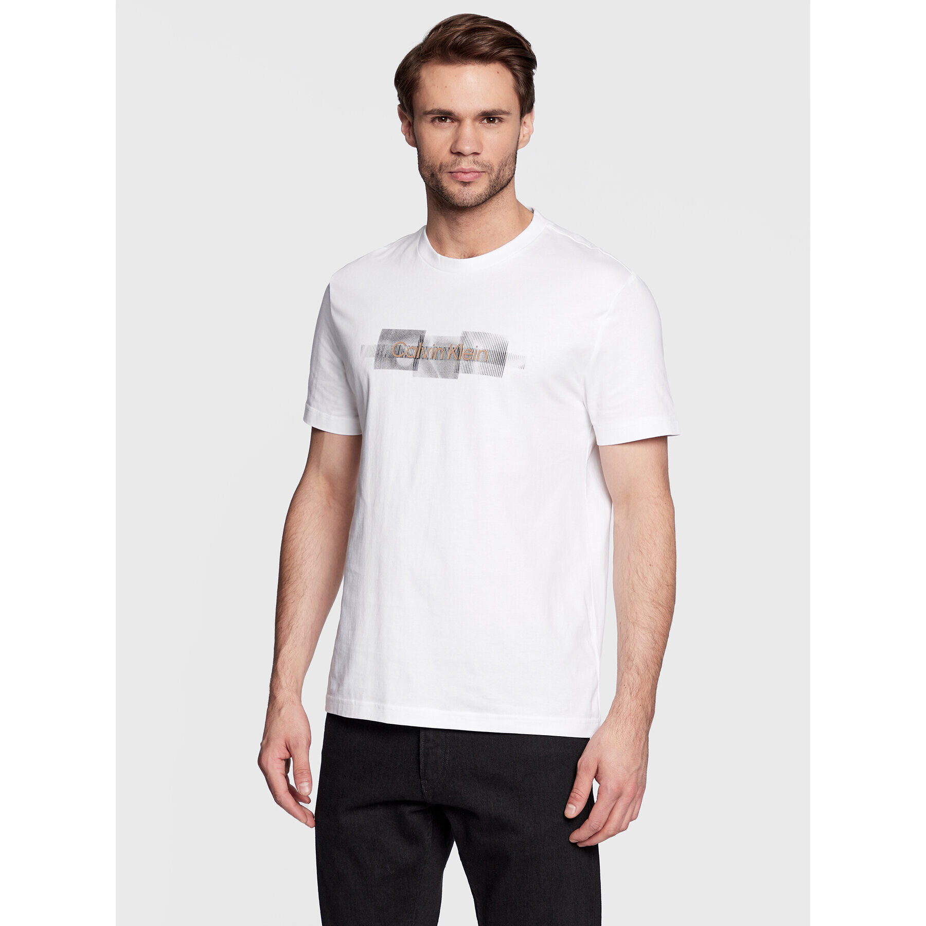 Calvin Klein Тишърт Striped Logo K10K110799 Бял Regular Fit - Pepit.bg