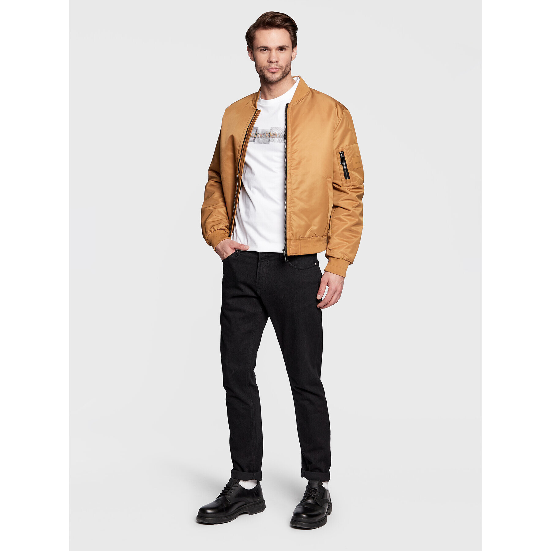 Calvin Klein Тишърт Striped Logo K10K110799 Бял Regular Fit - Pepit.bg