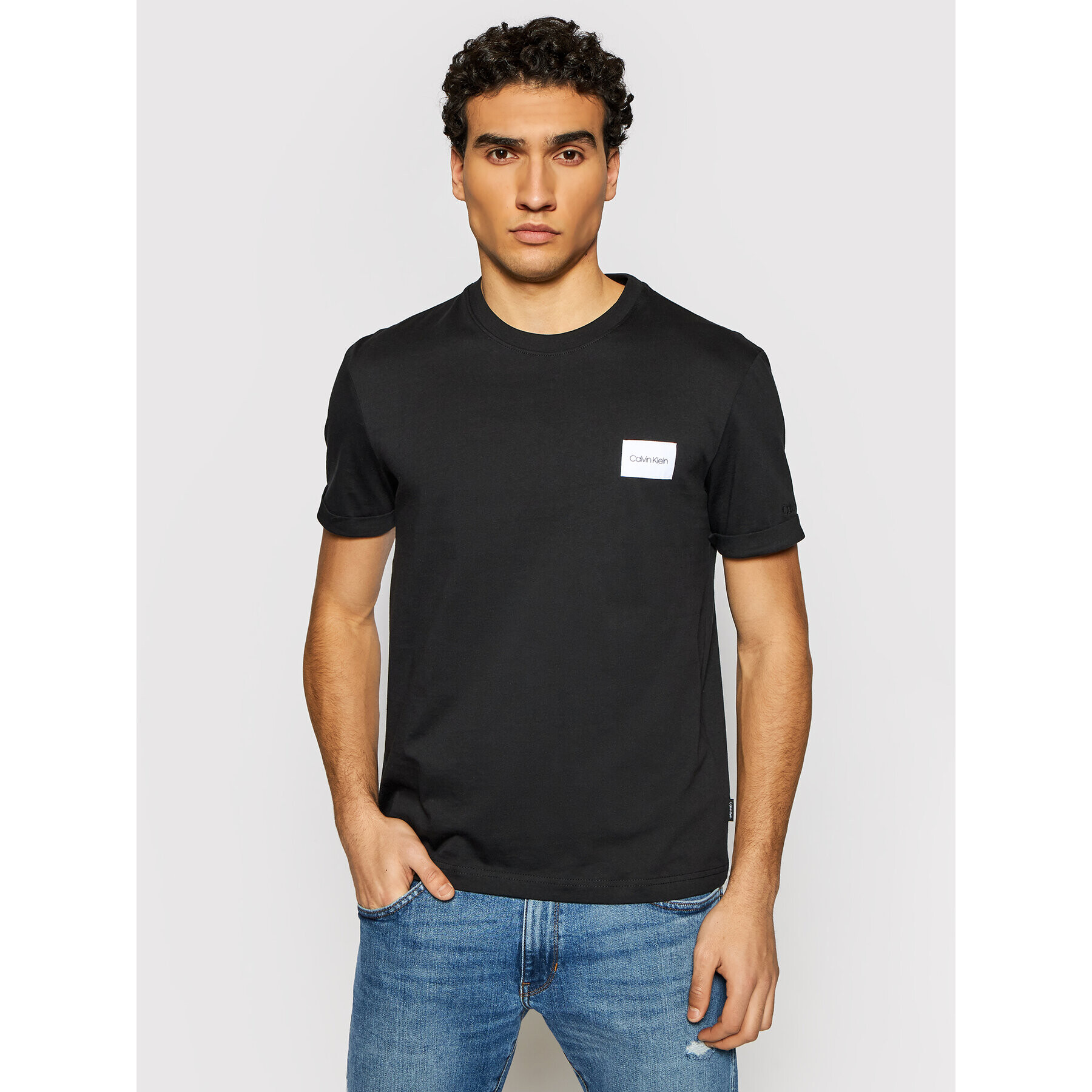 Calvin Klein Тишърт Turn-Up Logo K10K107281 Черен Regular Fit - Pepit.bg