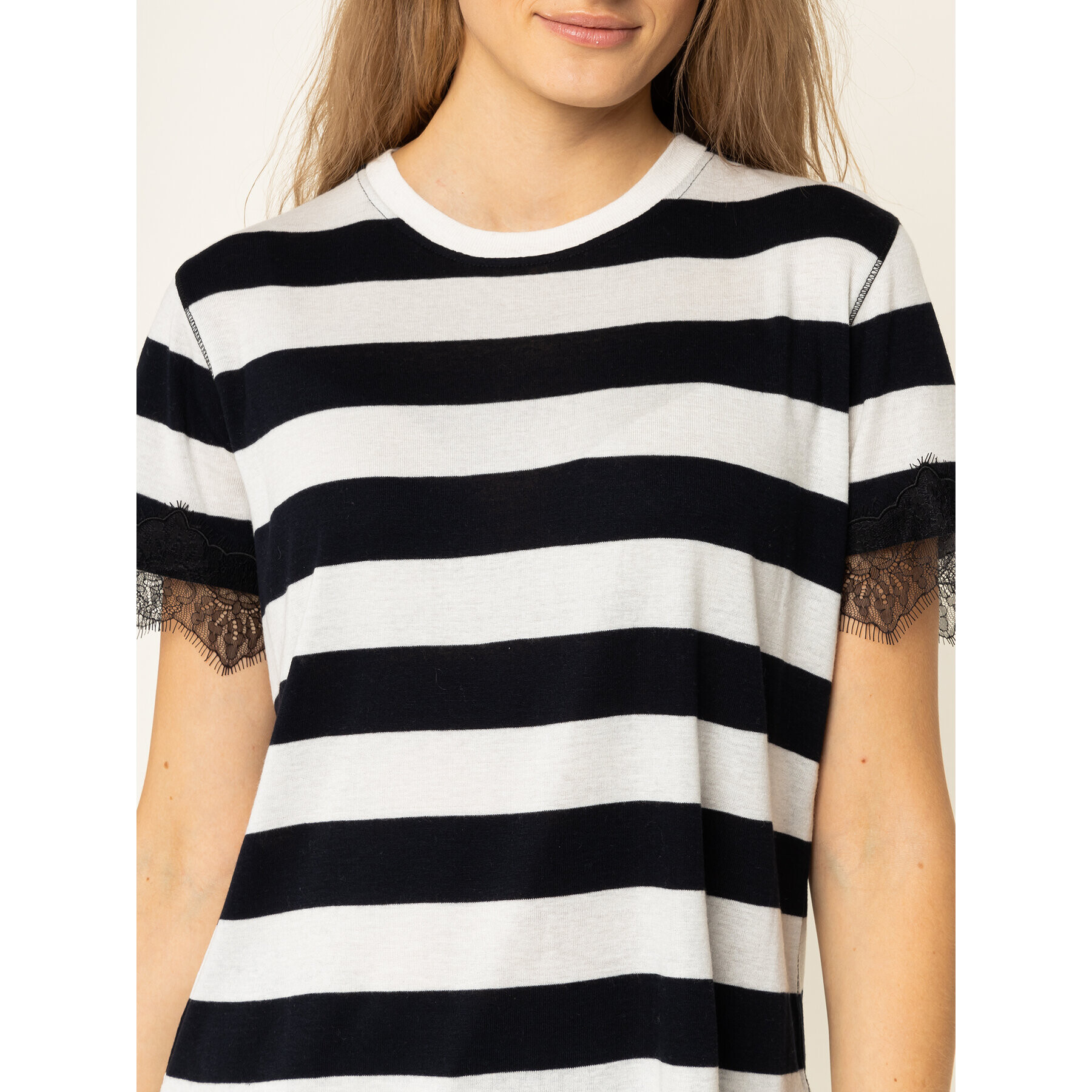 Calvin Klein Тишърт Wide Stripe Lace Trim K20K201749 Черен Regular Fit - Pepit.bg