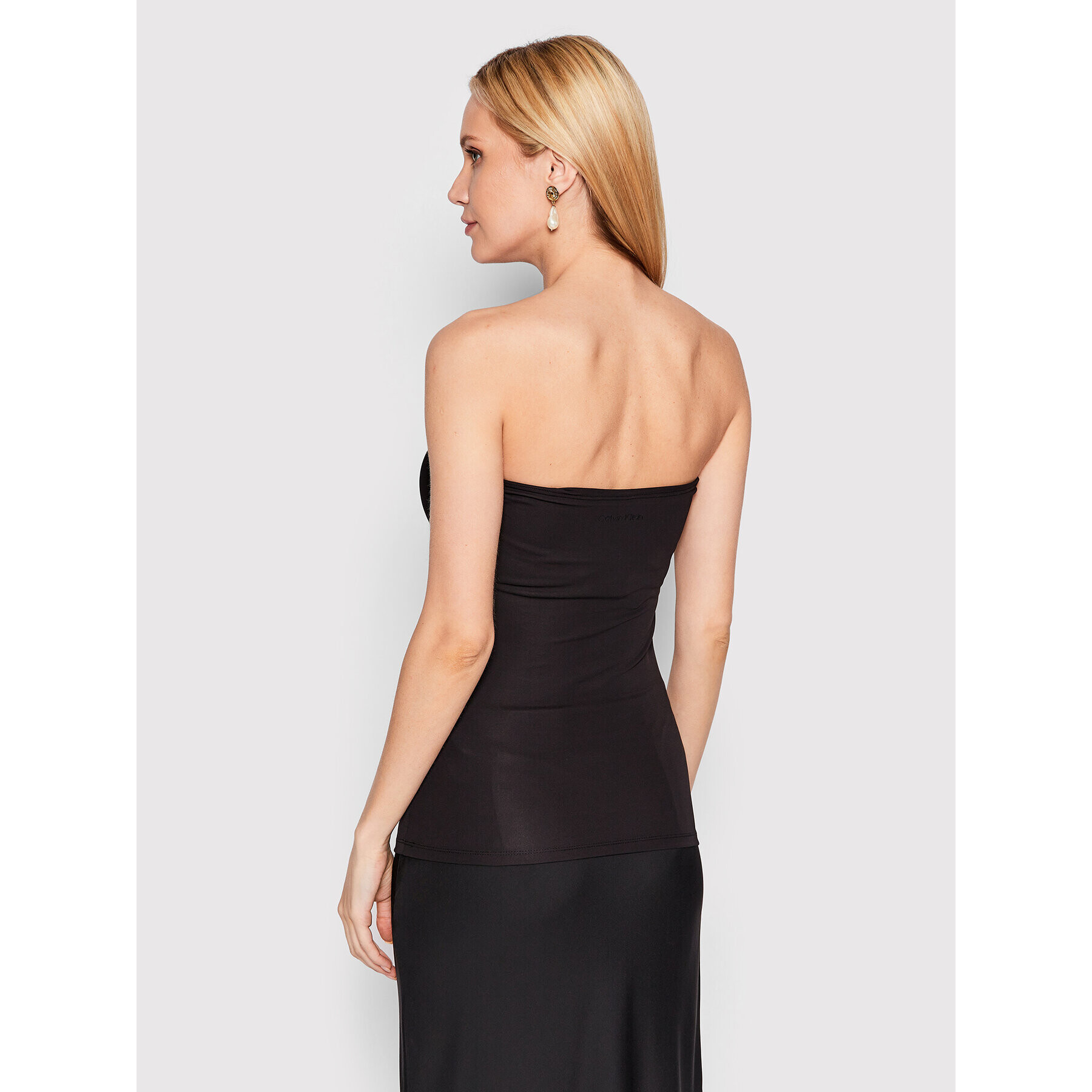 Calvin Klein топ Crepe Bandeau K20K204415 Черен Slim Fit - Pepit.bg