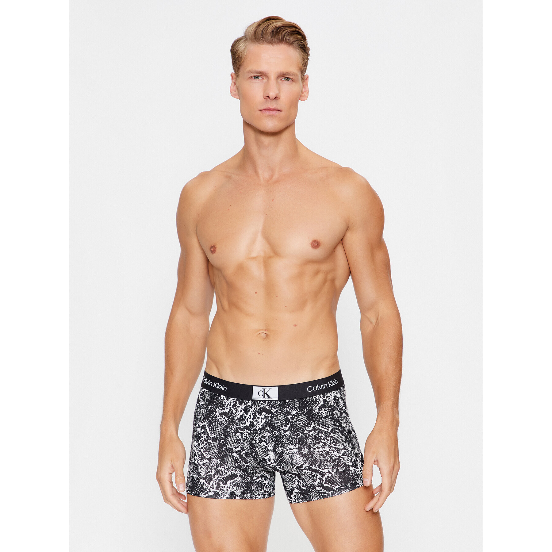 Calvin Klein Underwear Боксерки 000NB3403A Черен - Pepit.bg