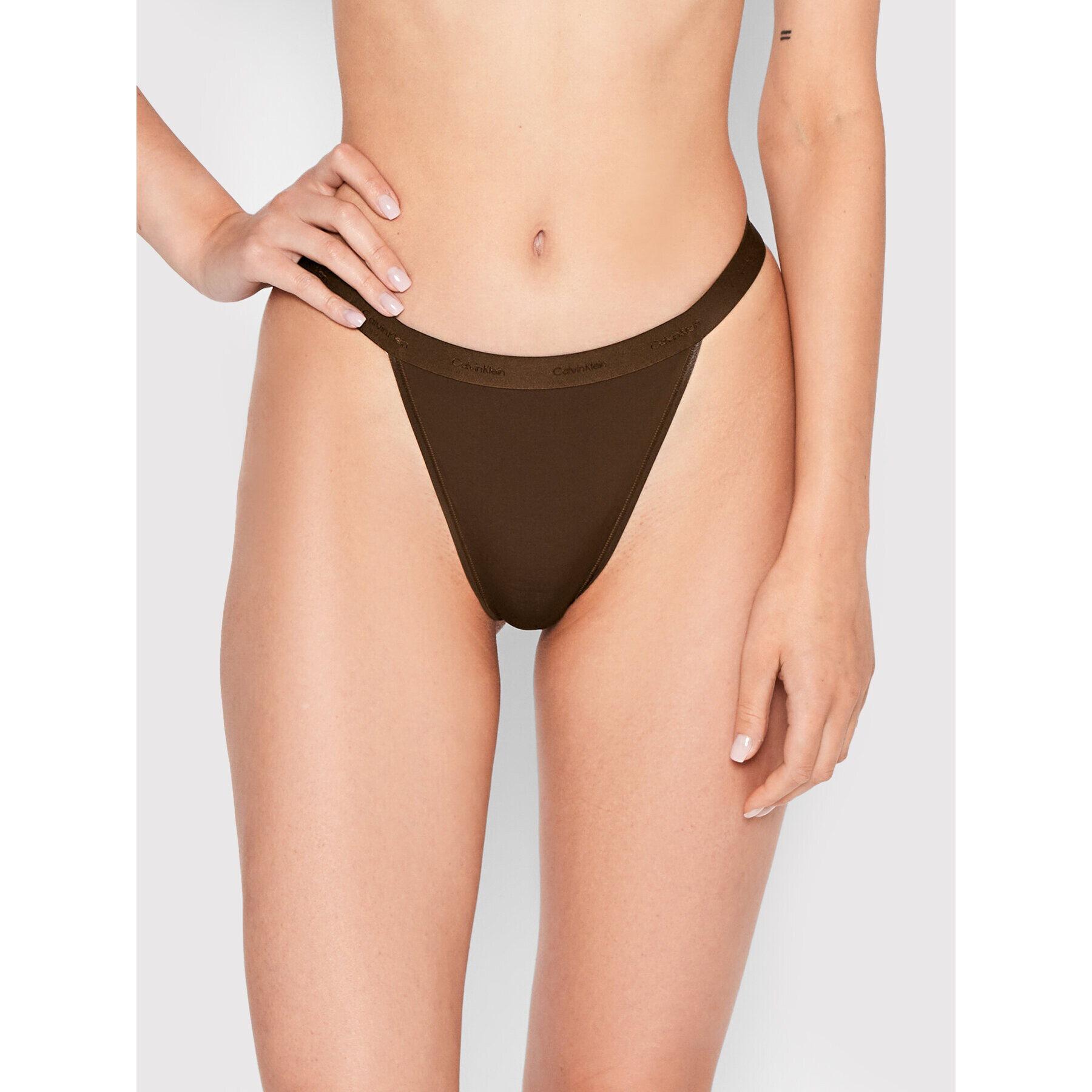 Calvin Klein Underwear Дамски бикини тип бразилиана 000QF6760E Кафяв - Pepit.bg