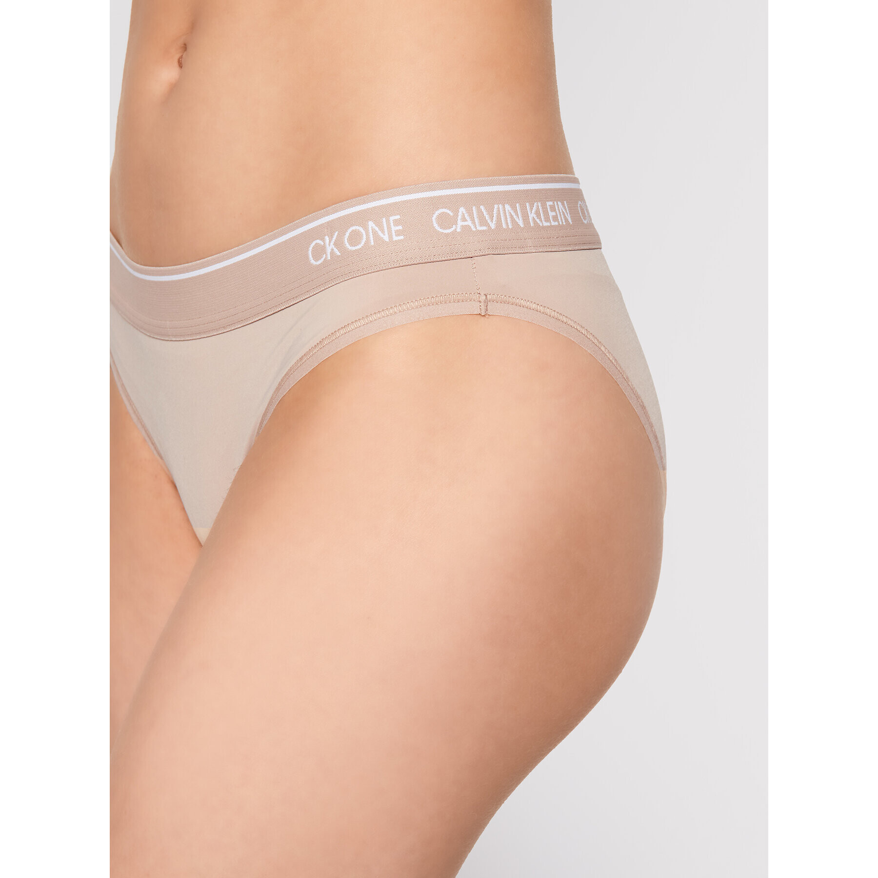 Calvin Klein Underwear Класически дамски бикини 000QF5746E Бежов - Pepit.bg