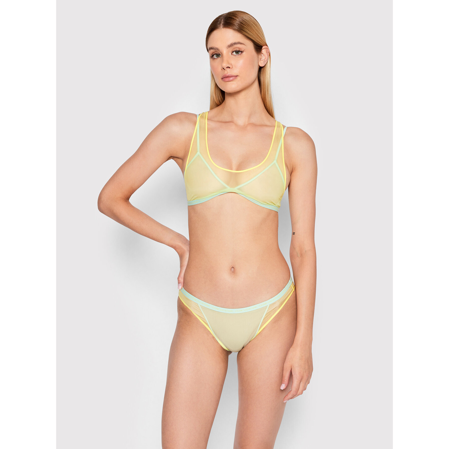 Calvin Klein Underwear Класически дамски бикини 000QF6785E Син - Pepit.bg