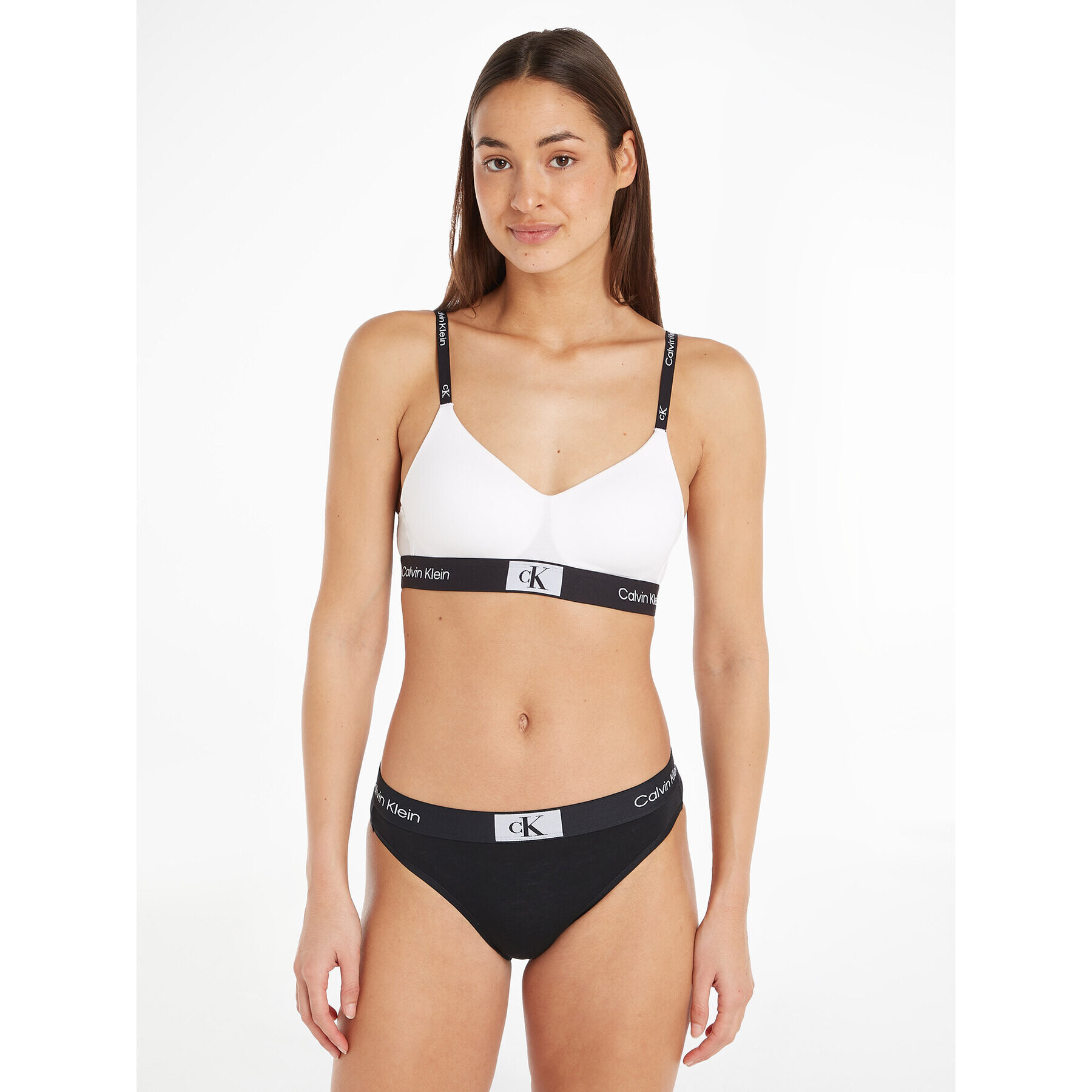 Calvin Klein Underwear Класически дамски бикини 000QF7222E Черен - Pepit.bg