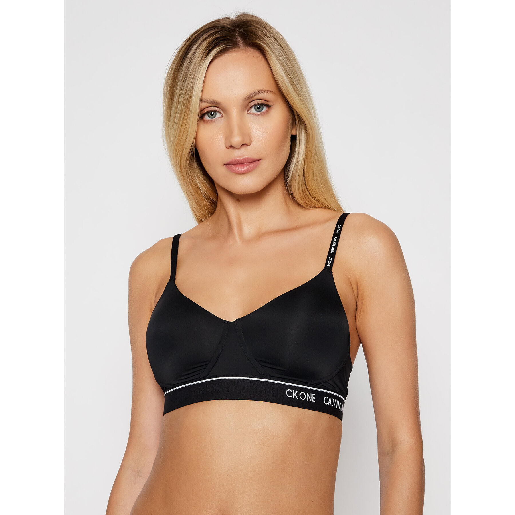 Calvin Klein Underwear Сутиен без банели 000QF6039E Черен - Pepit.bg