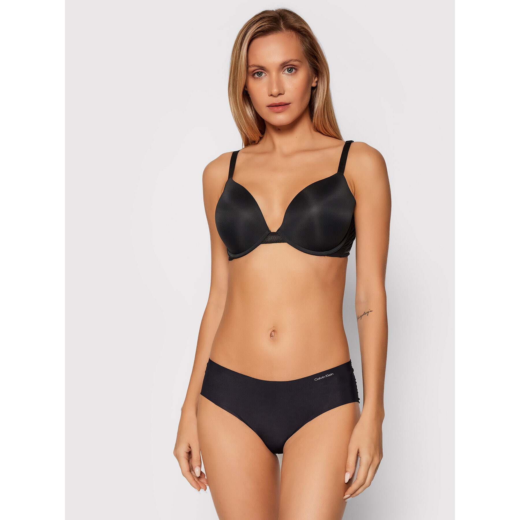 Calvin Klein Underwear Сутиен push-up 000QF5613E Черен - Pepit.bg