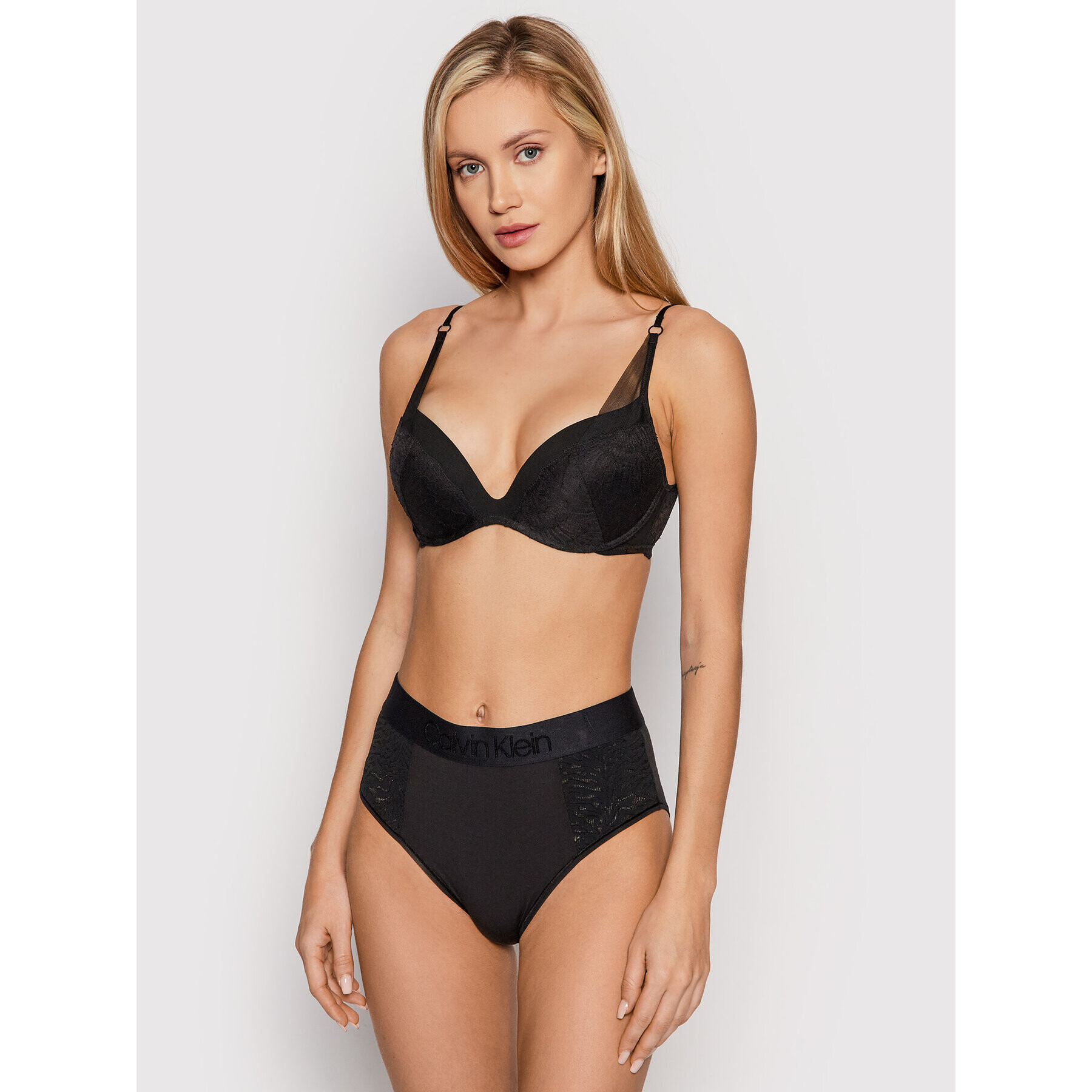 Calvin Klein Underwear Сутиен push-up 000QF6645E Черен - Pepit.bg