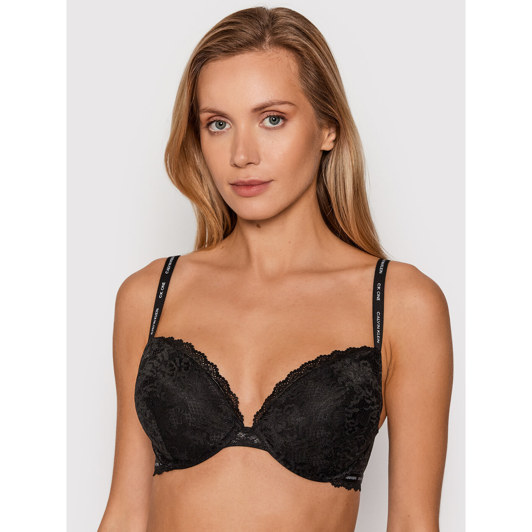 Calvin Klein Underwear Сутиен push-up 000QF6677E Черен - Pepit.bg