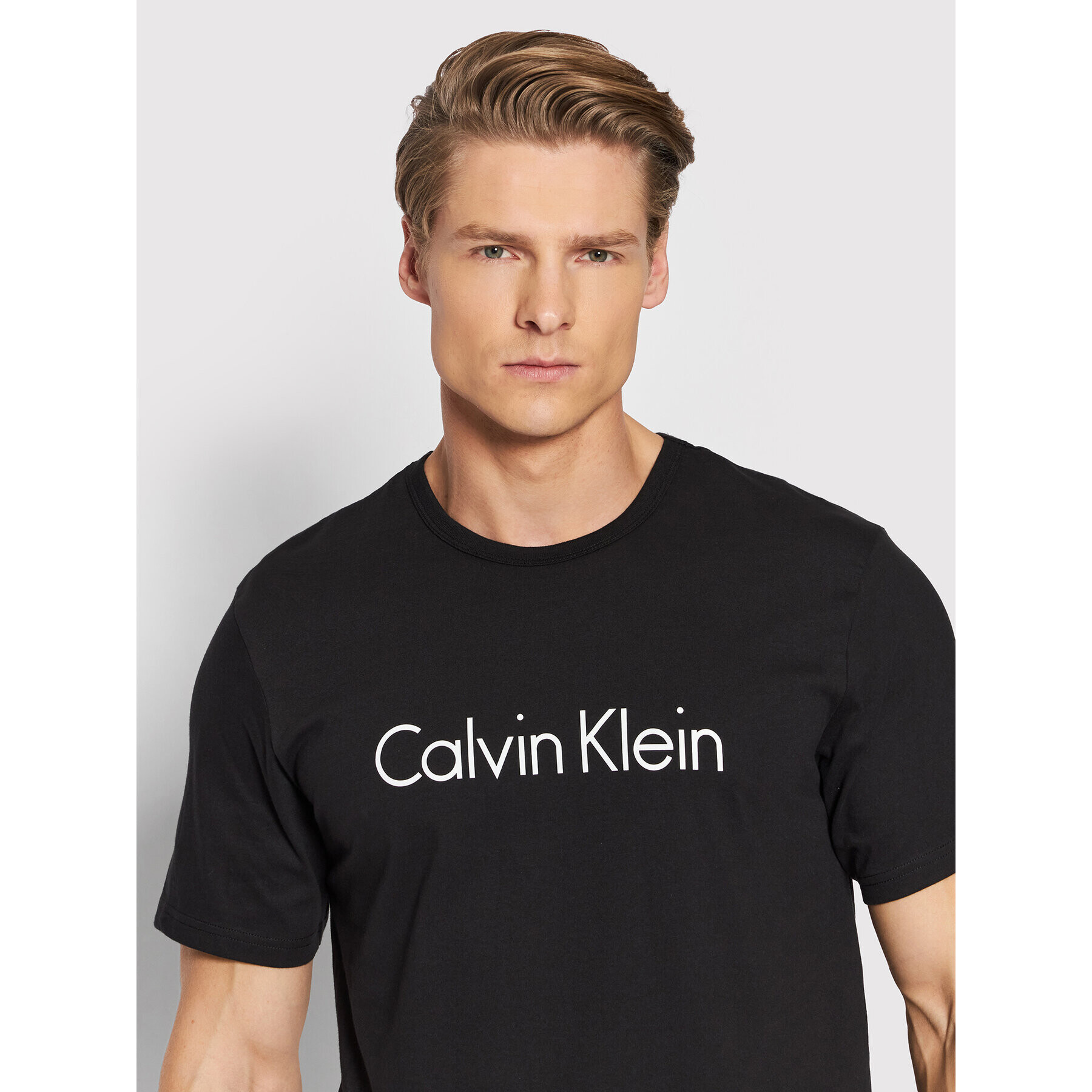Calvin Klein Underwear Тишърт 000NM1129E Черен Regular Fit - Pepit.bg