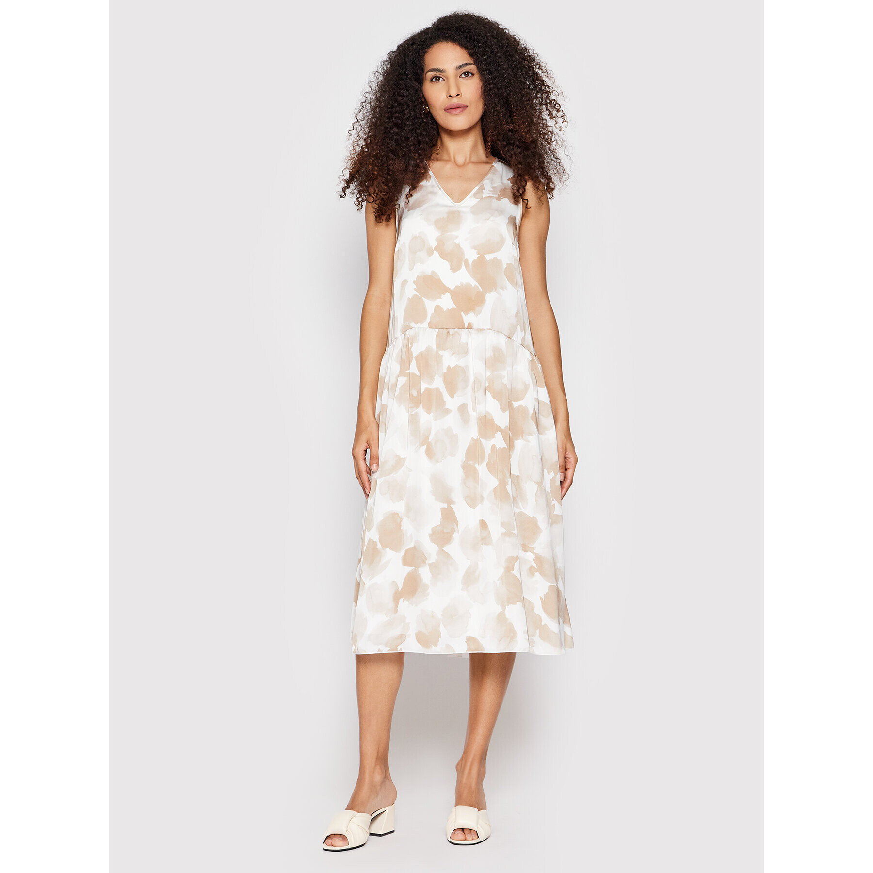 Cappellini Ежедневна рокля M02489 08159 Бежов Regular Fit - Pepit.bg
