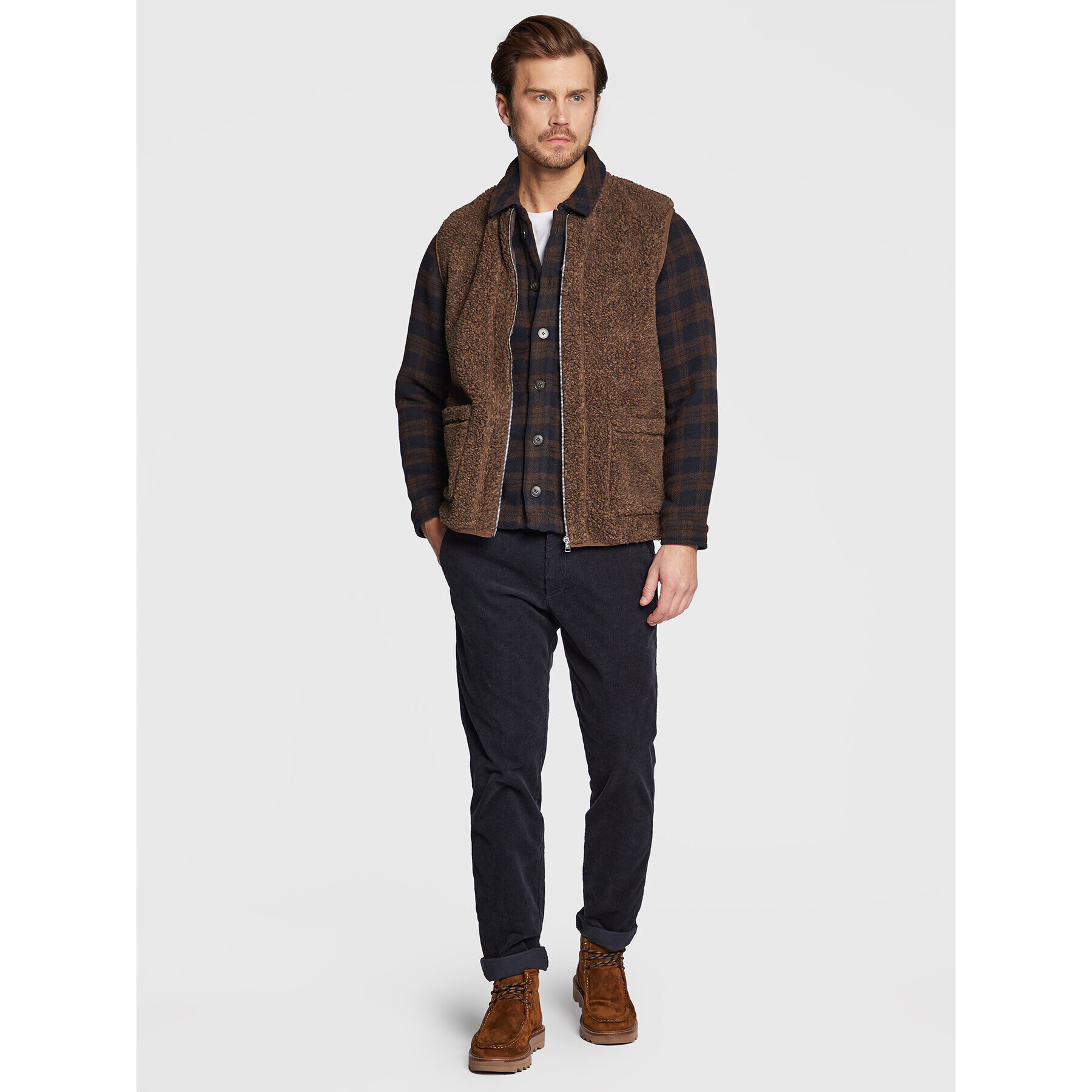 Casual Friday Елек Jonson 20504460 Кафяв Regular Fit - Pepit.bg