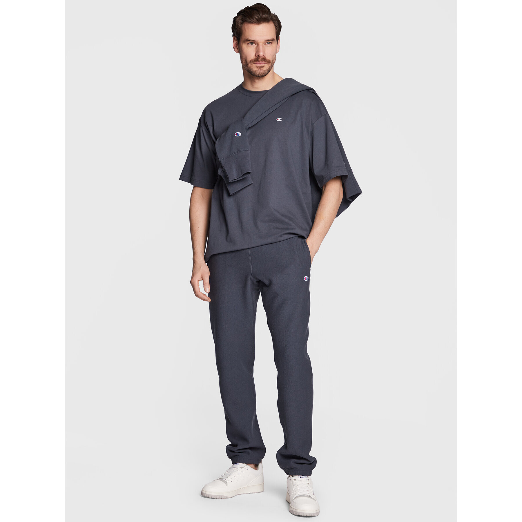 Champion Долнище анцуг Elasticated Cuffs 216540 Сив Regular Fit - Pepit.bg