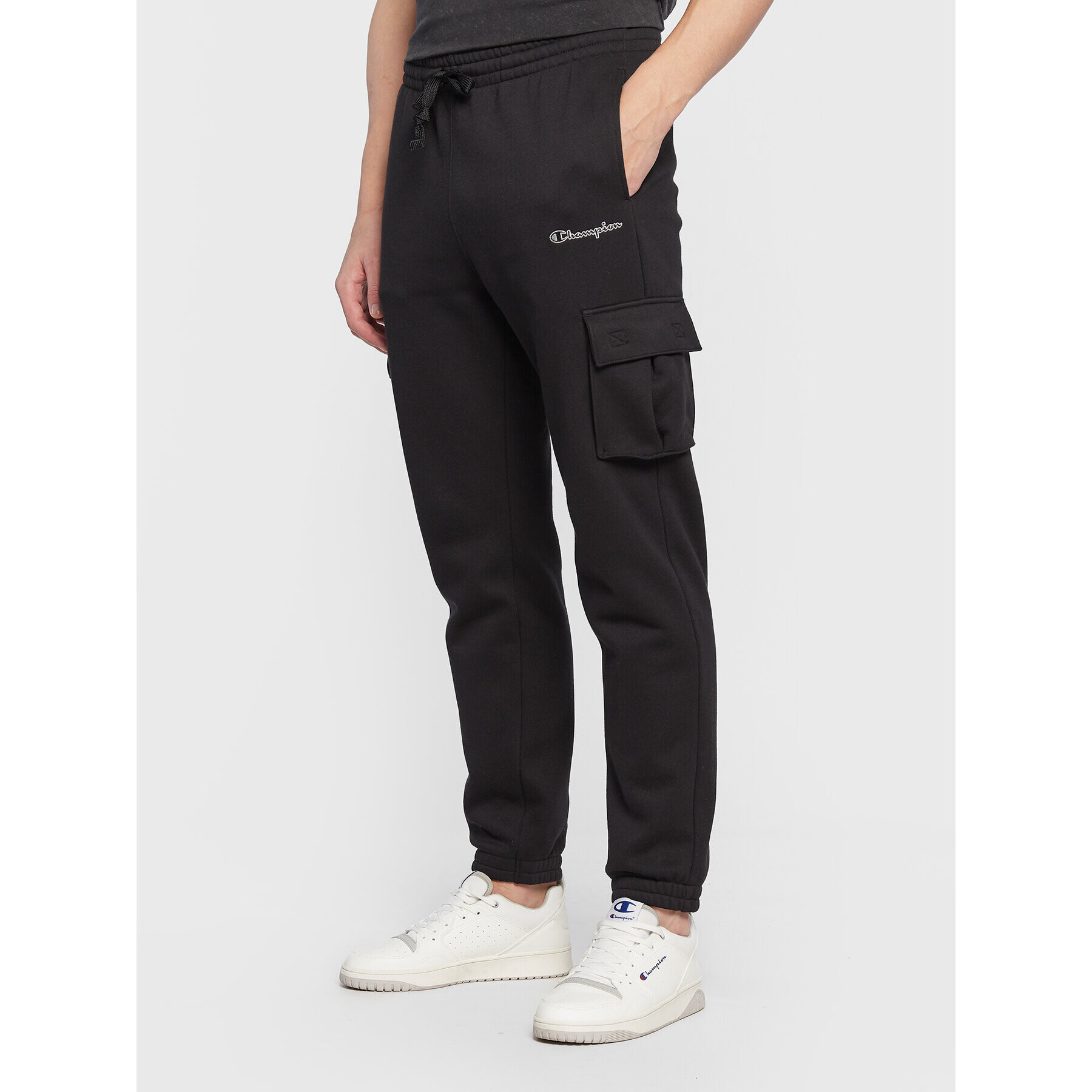 Champion Долнище анцуг Heavy Fleece Cargo 217871 Черен Regular Fit - Pepit.bg