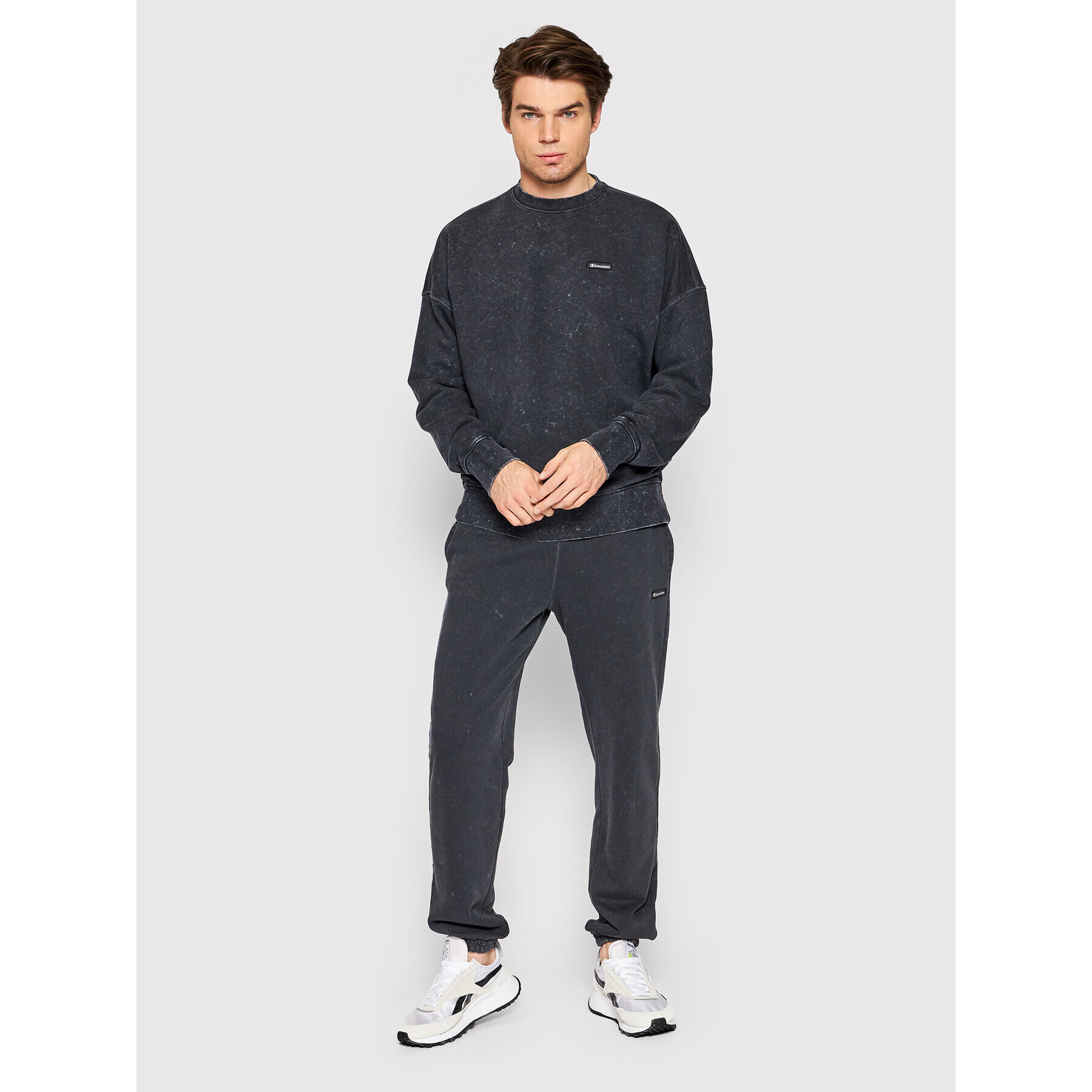 Champion Долнище анцуг Jacquard Label Marble Wash 217086 Черен Regular Fit - Pepit.bg