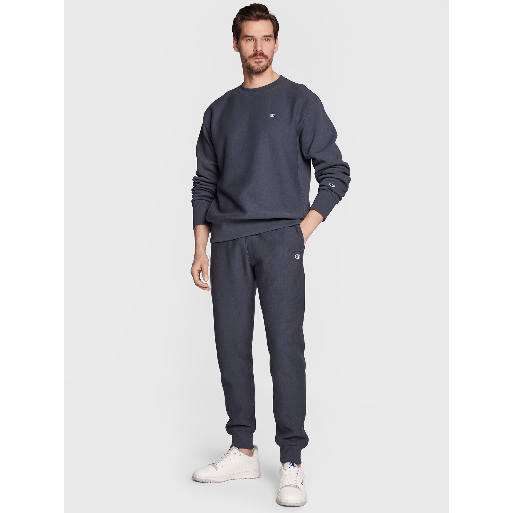 Champion Долнище анцуг Ribbed Cuffs Reverse Weave 216541 Сив Custom Fit - Pepit.bg