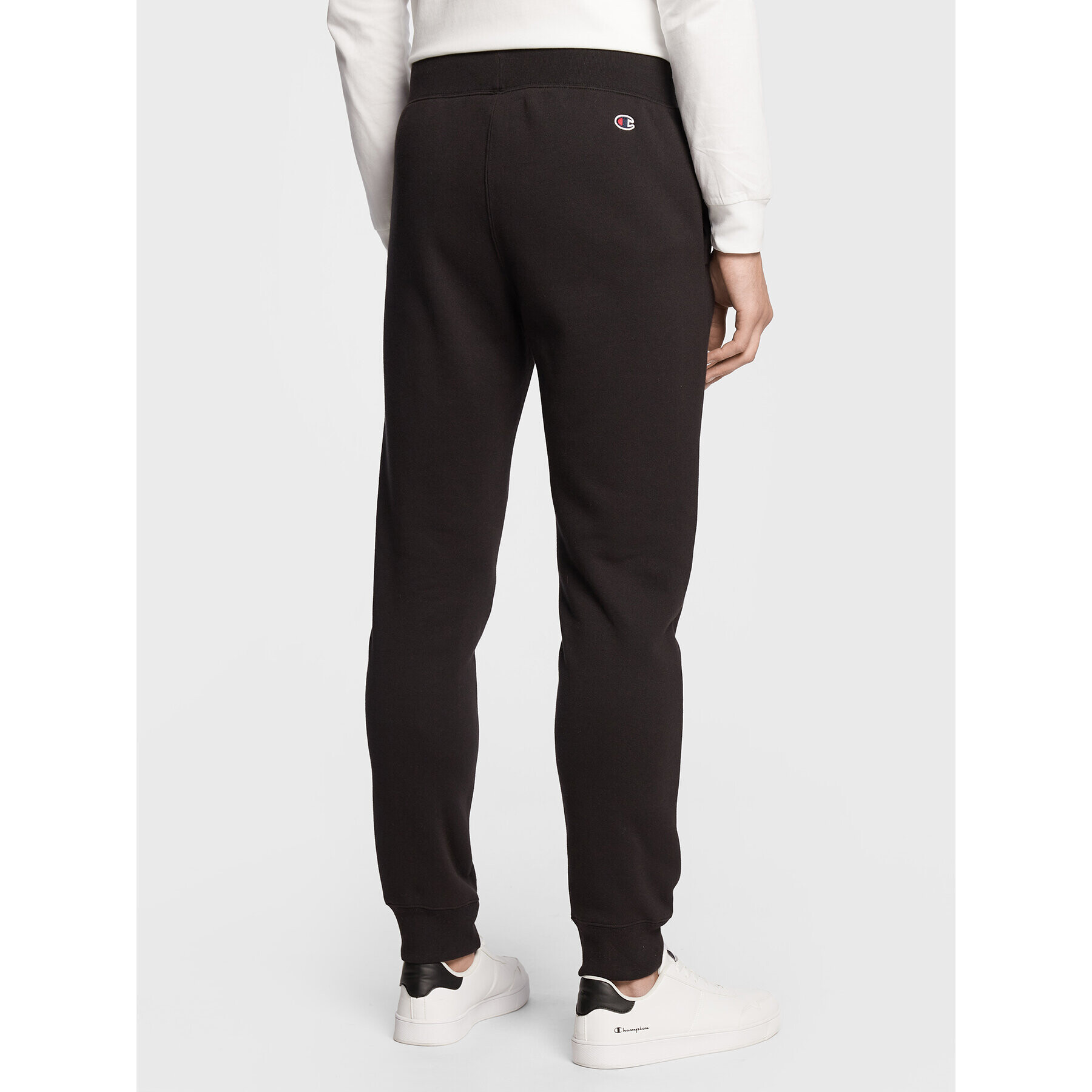Champion Долнище анцуг Vertical Logo Embroidery 217860 Черен Regular Fit - Pepit.bg