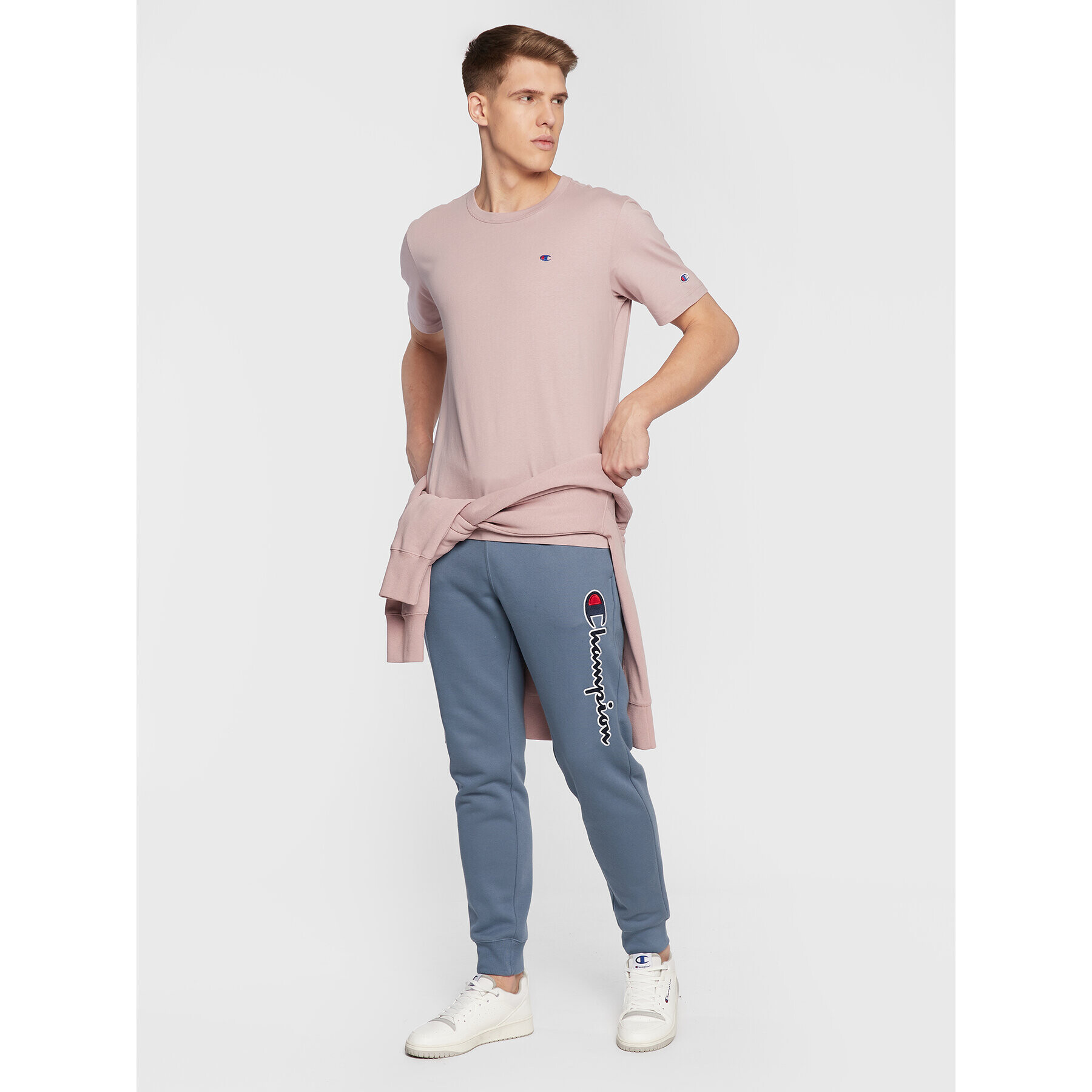 Champion Долнище анцуг Vertical Logo Embroidery 217860 Син Regular Fit - Pepit.bg