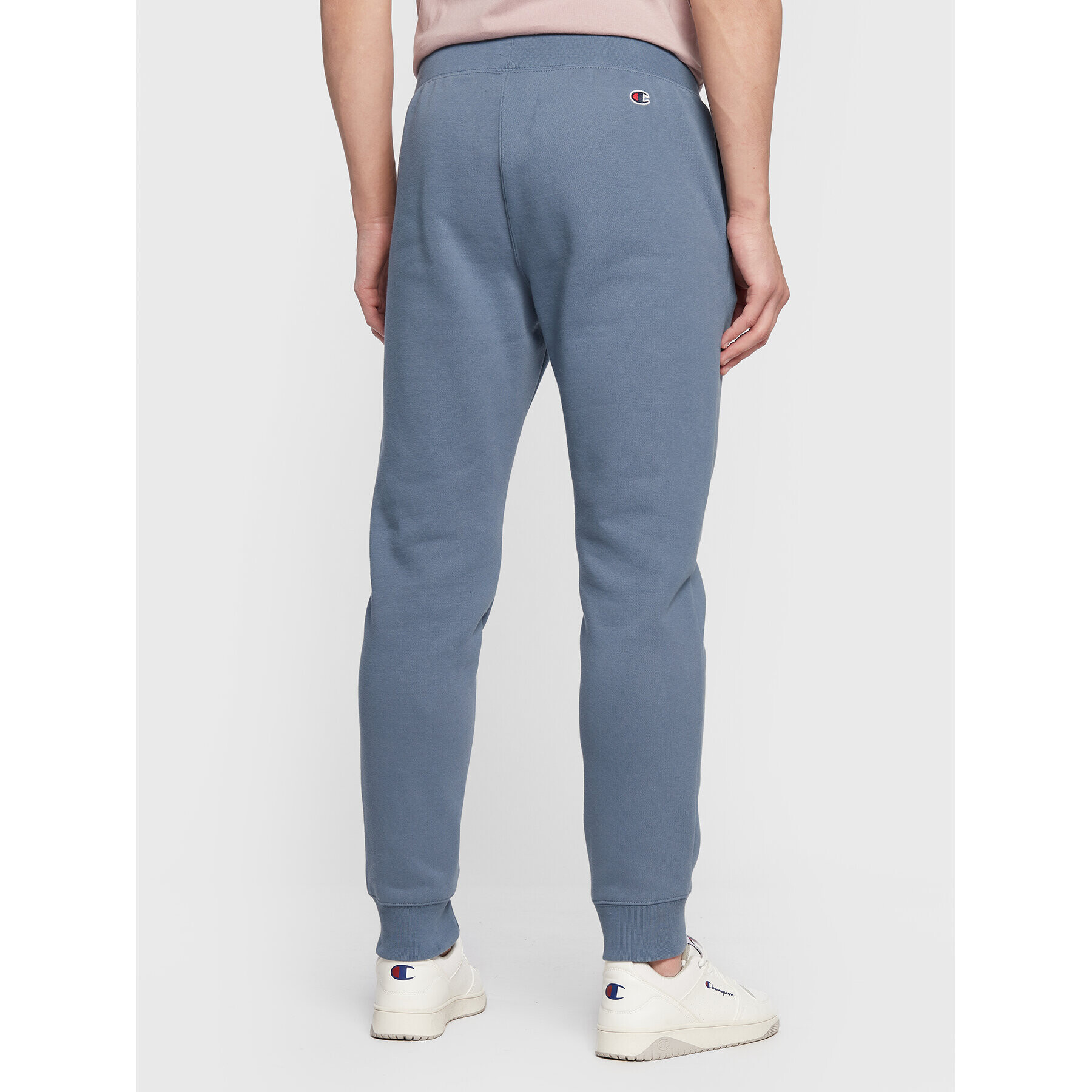Champion Долнище анцуг Vertical Logo Embroidery 217860 Син Regular Fit - Pepit.bg