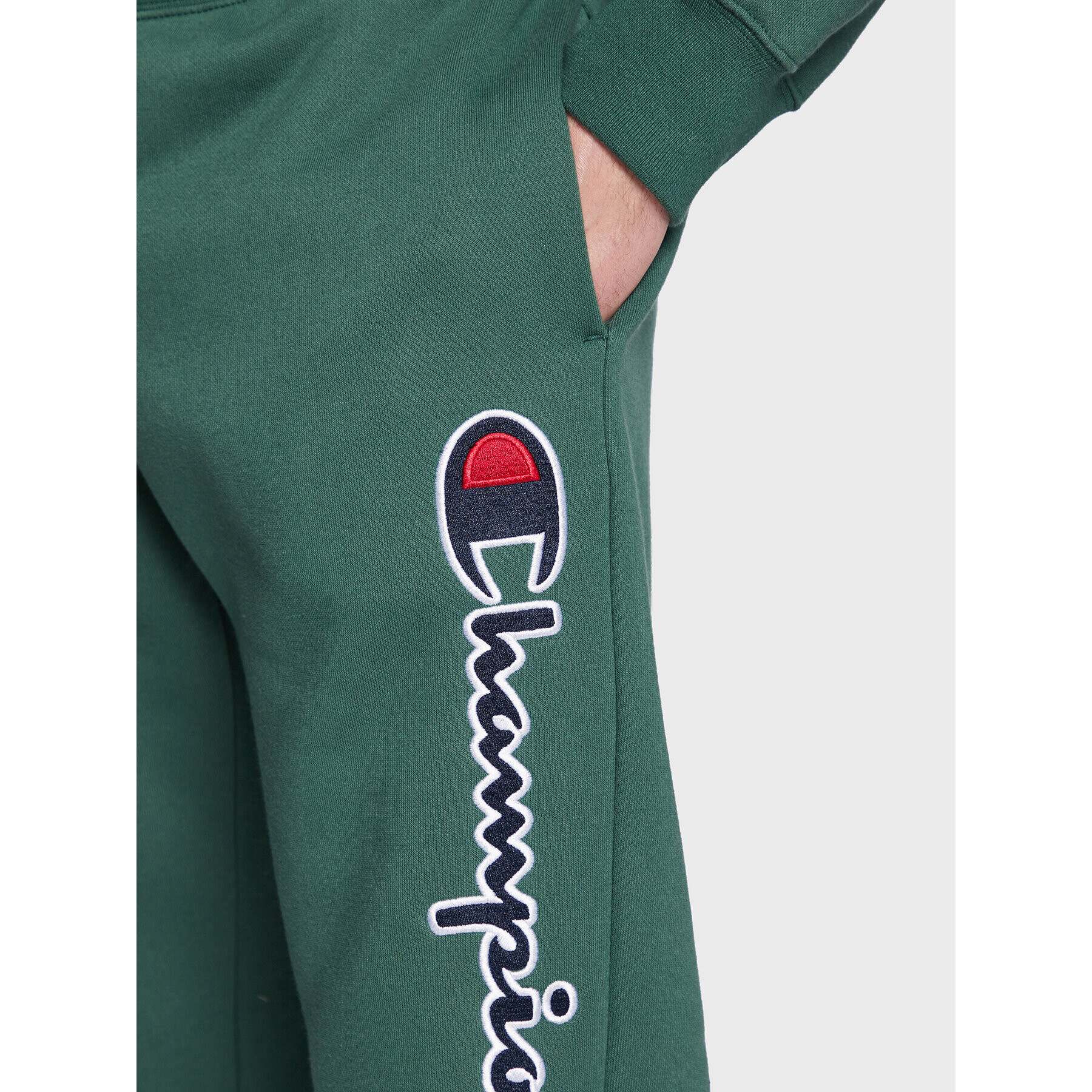 Champion Долнище анцуг Vertical Logo Embroidery 217860 Зелен Regular Fit - Pepit.bg