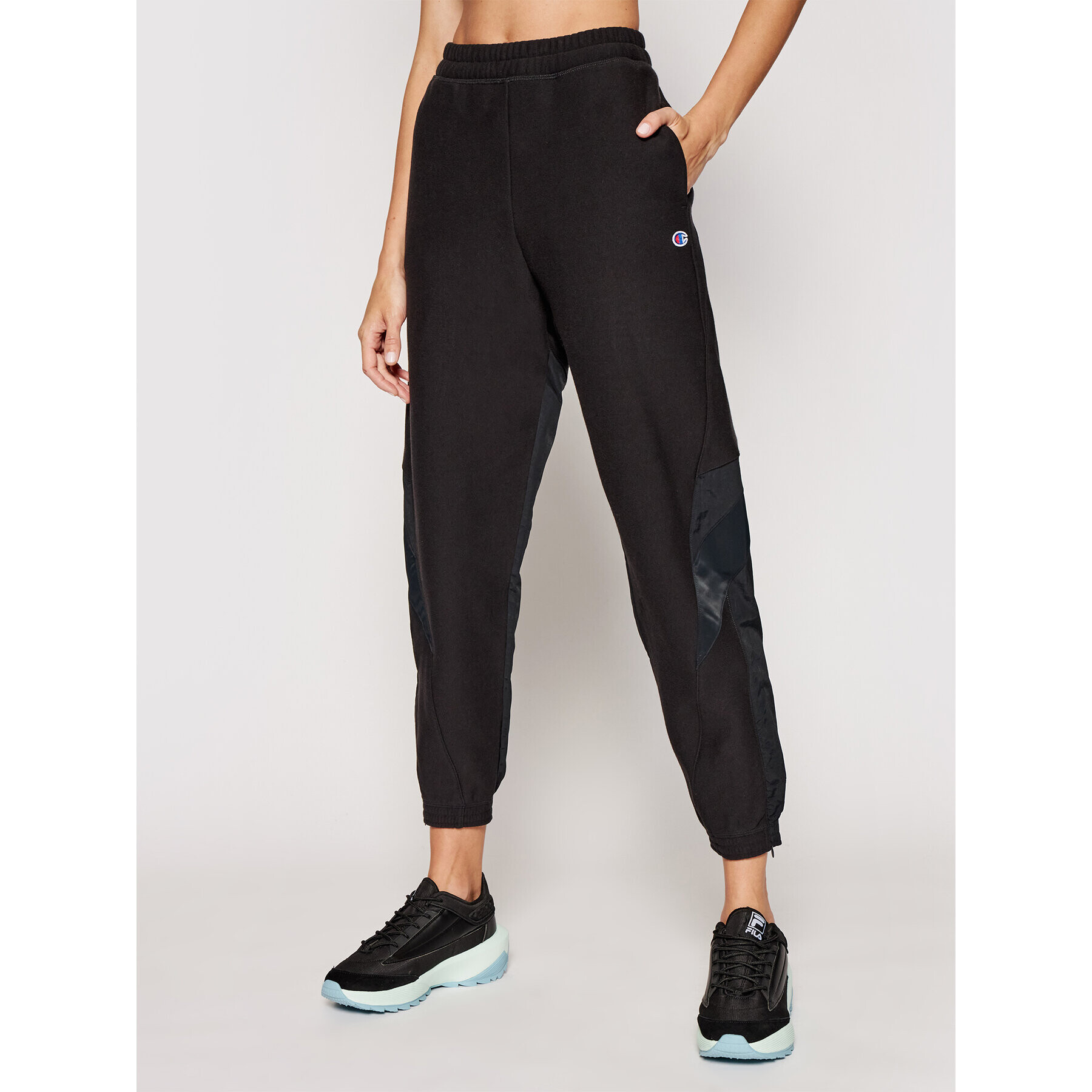 Champion Долнище анцуг 114192 Черен Regular Fit - Pepit.bg