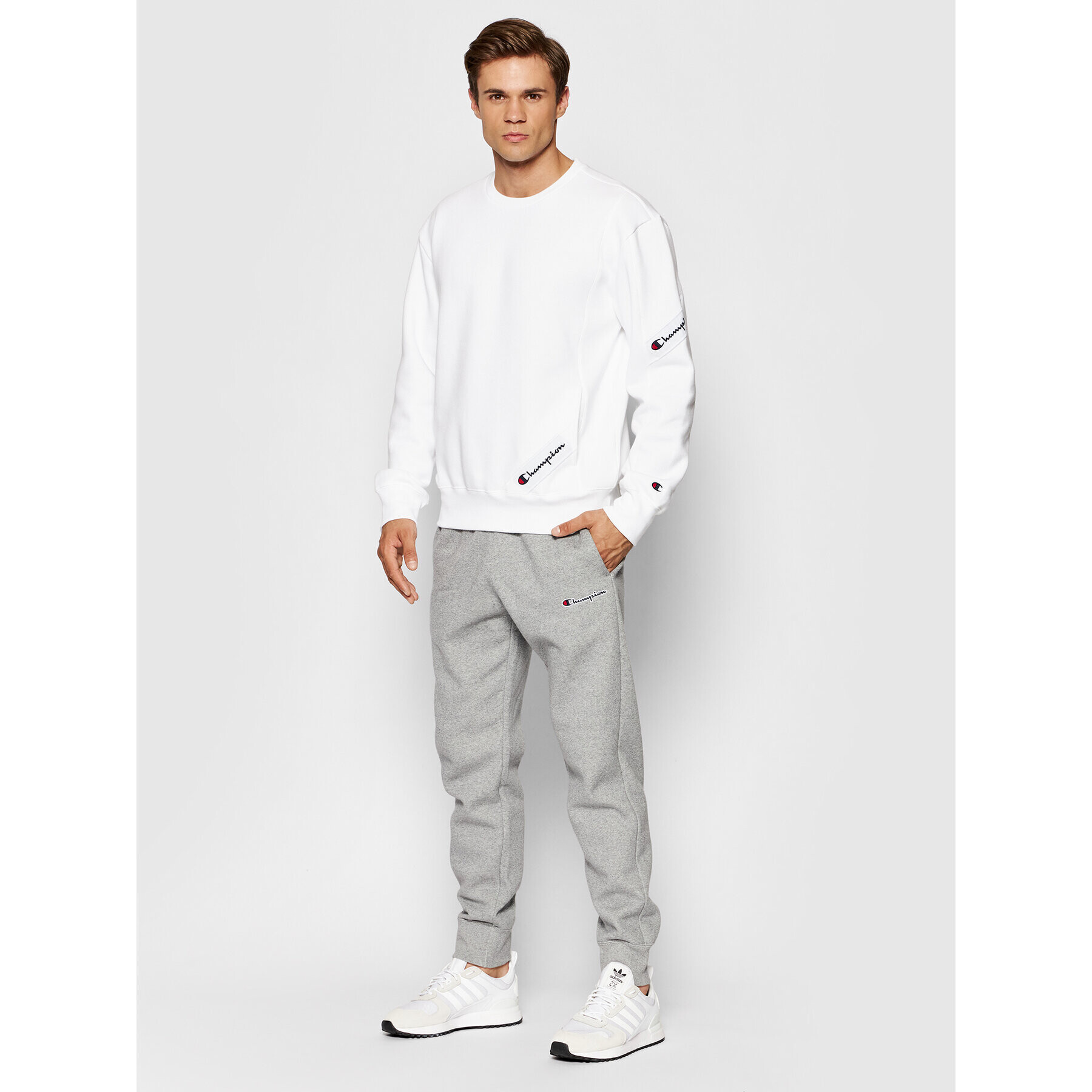 Champion Долнище анцуг Blend Small Script Logo 216479 Сив Regular Fit - Pepit.bg