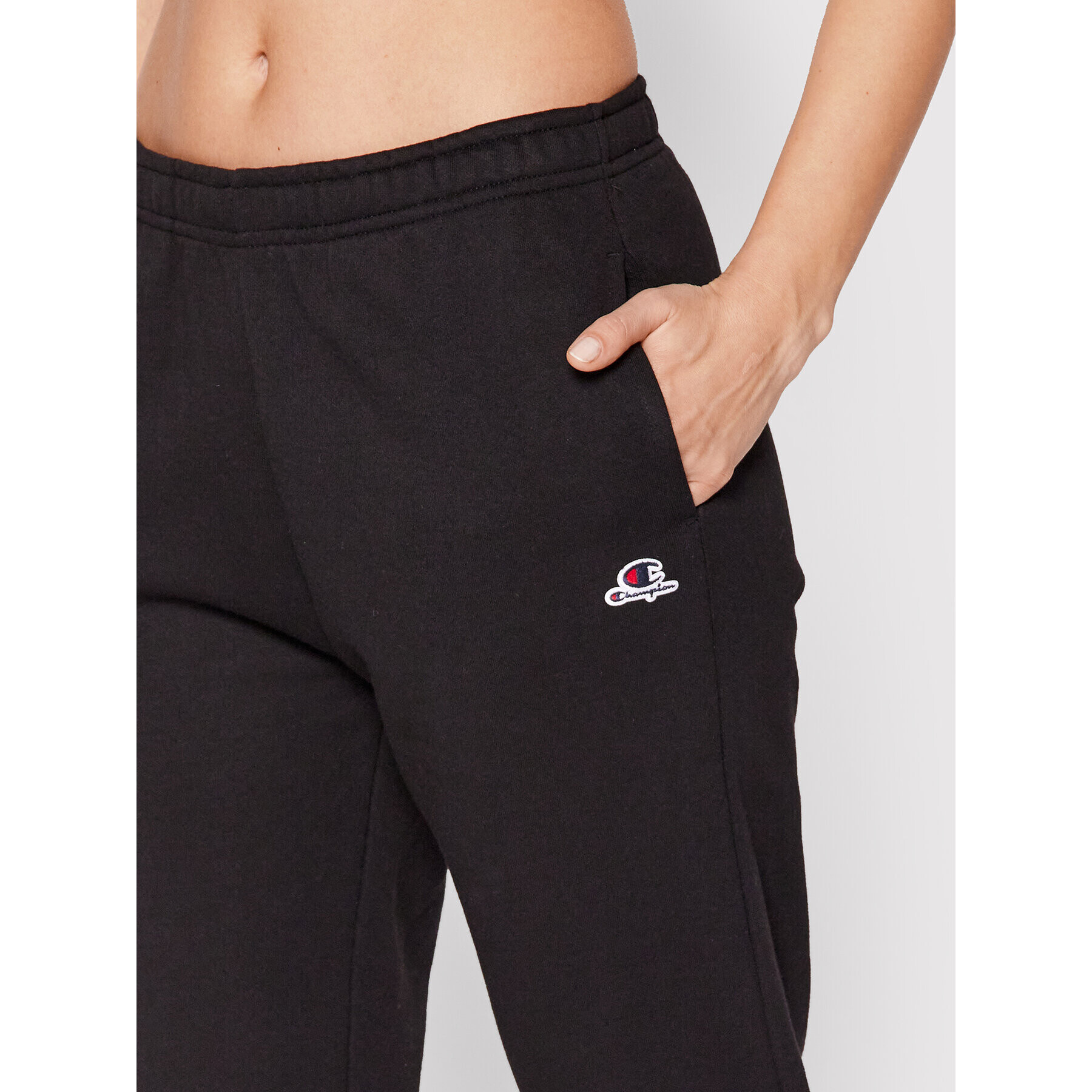 Champion Долнище анцуг Heavy Elasticated Cuff 114925 Черен Regular Fit - Pepit.bg